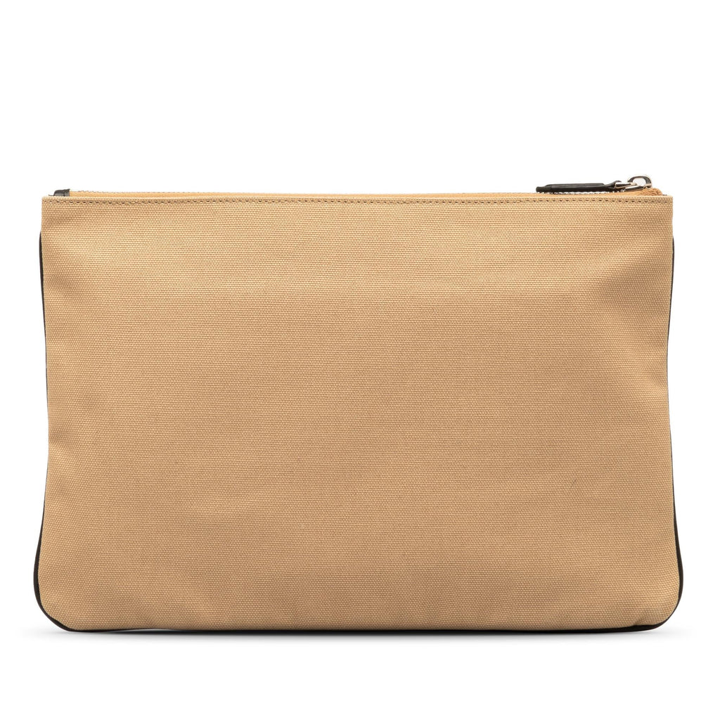 Fendi Canvas Roma Clutch (SHG-oJP68f)