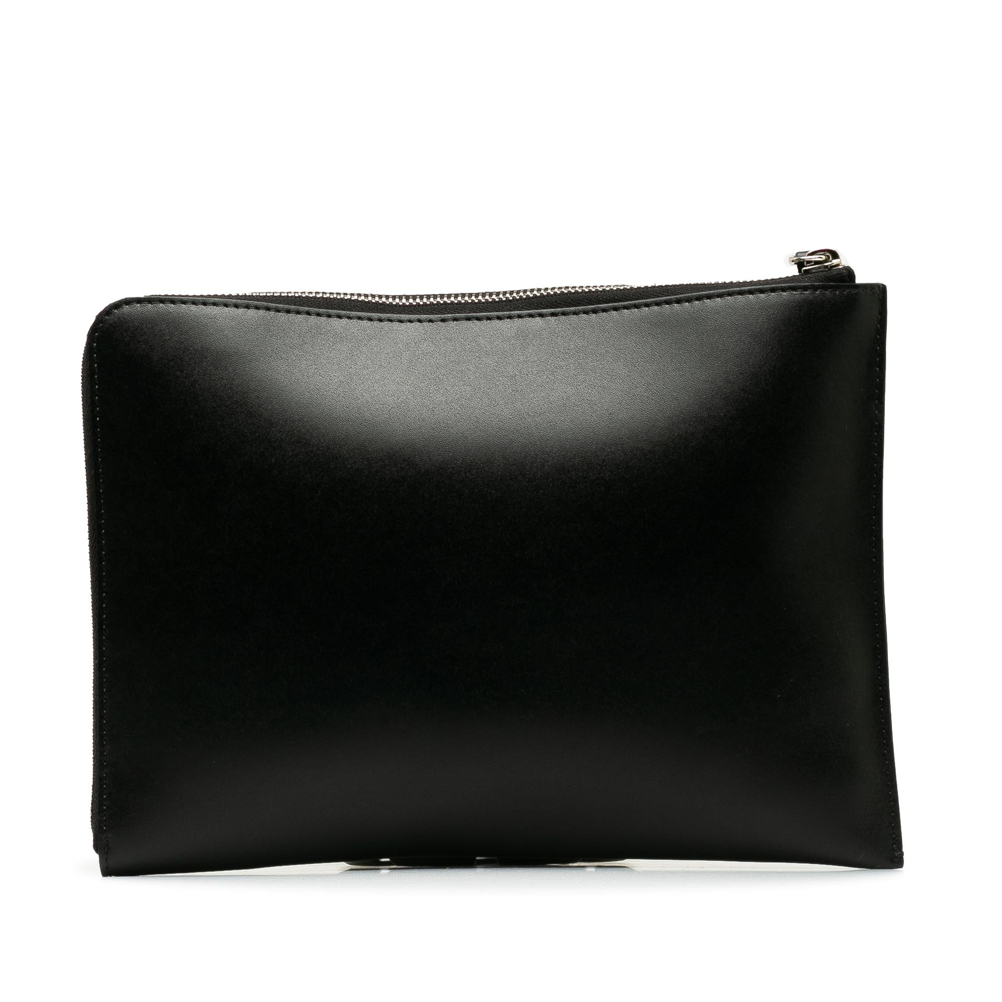 Fendi Fun Fair Studded Clutch (SHG-isvUj2)