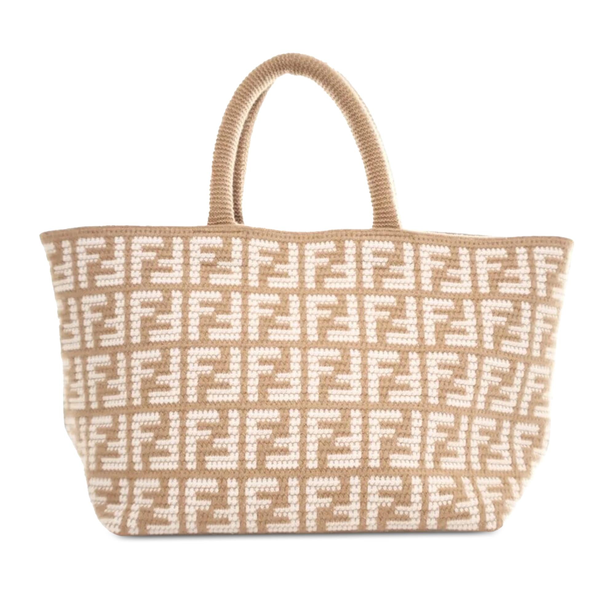 Fendi Large Zucca Cashmere Shopper Tote (SHG-q4x6Pa)