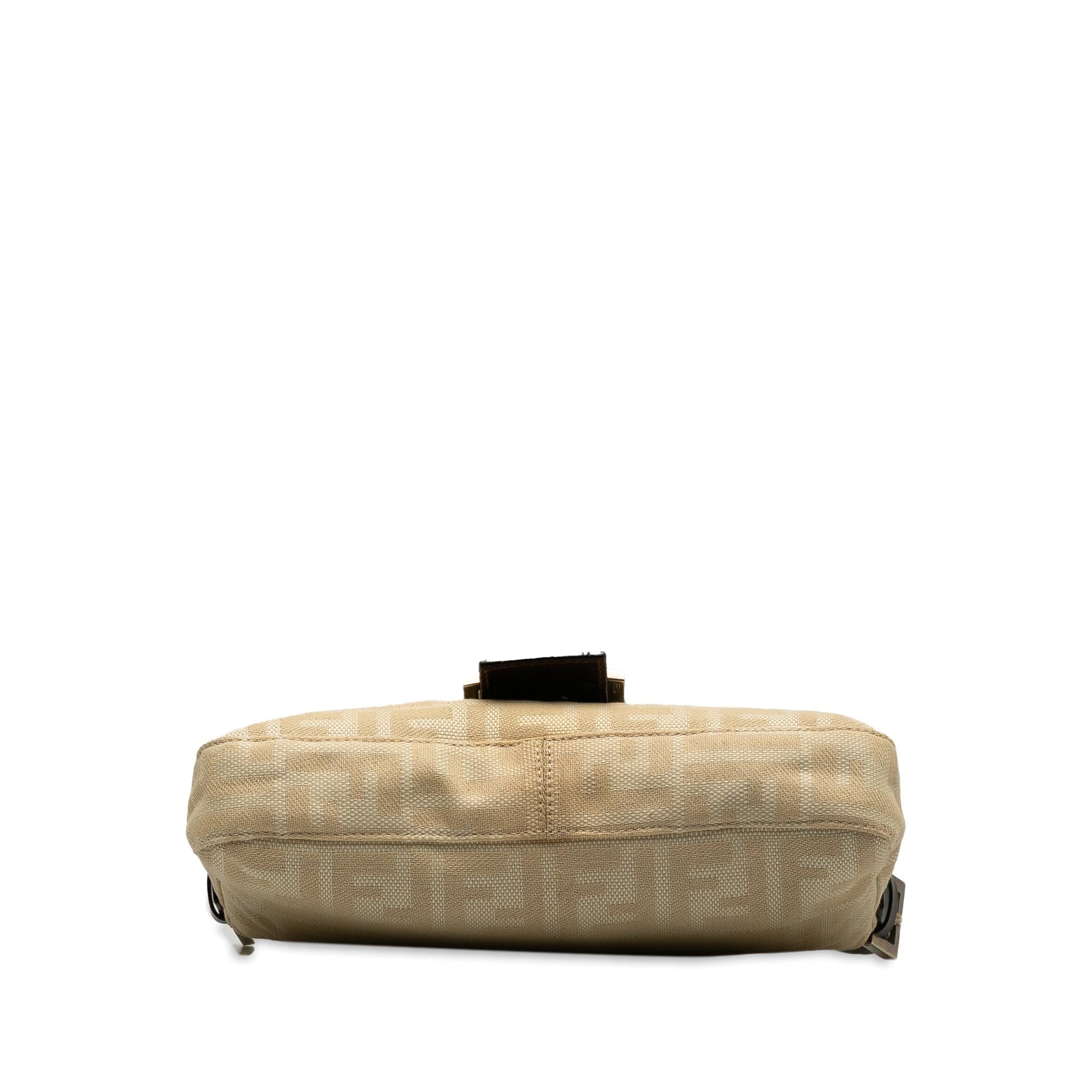 Fendi Zucca Canvas Baguette (SHG-fAm0zf)