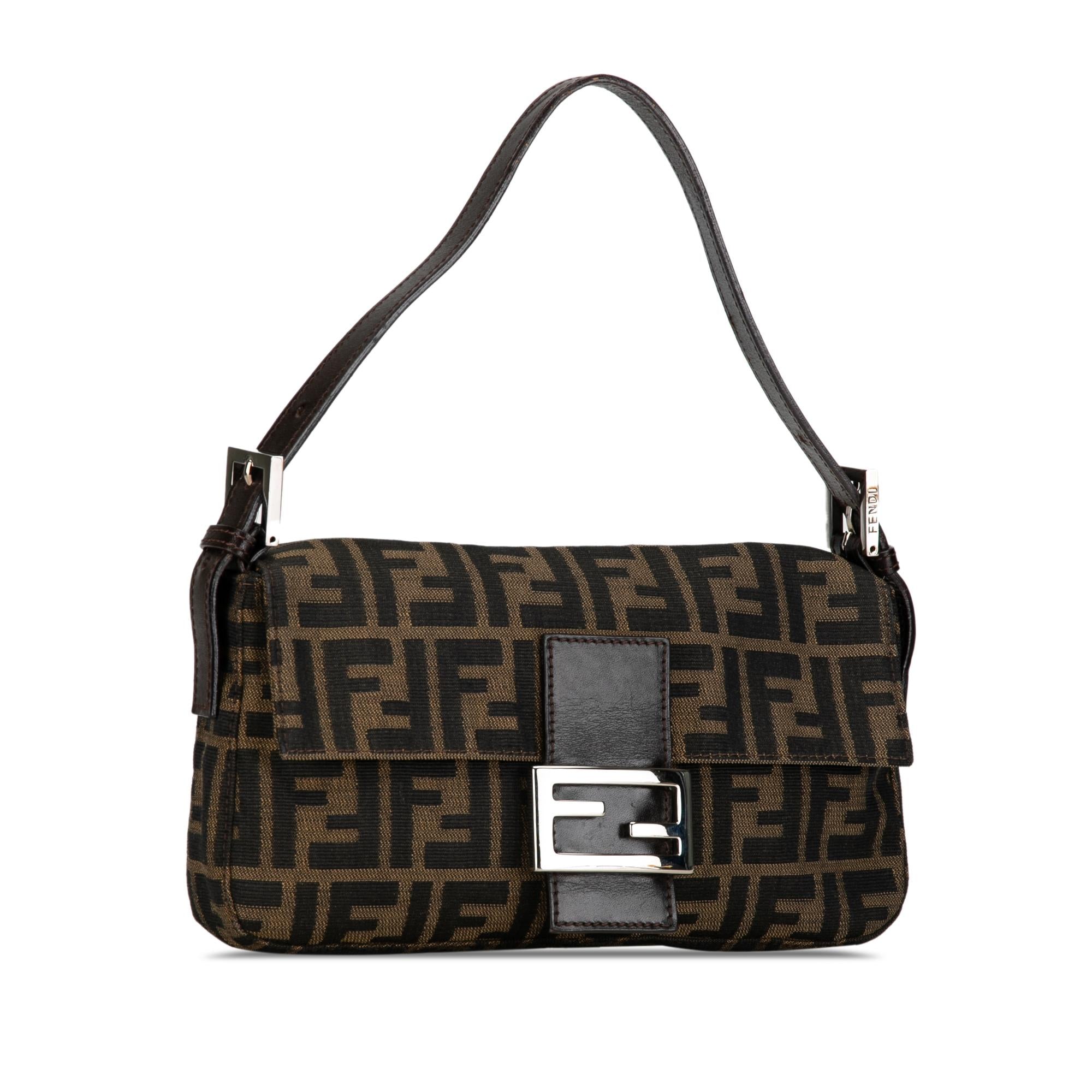 Fendi Zucca Canvas Baguette (SHG-qolbtr)