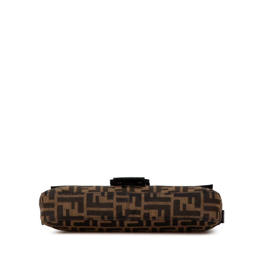 Fendi Zucca Canvas Baguette (SHG-MqP0Ux)