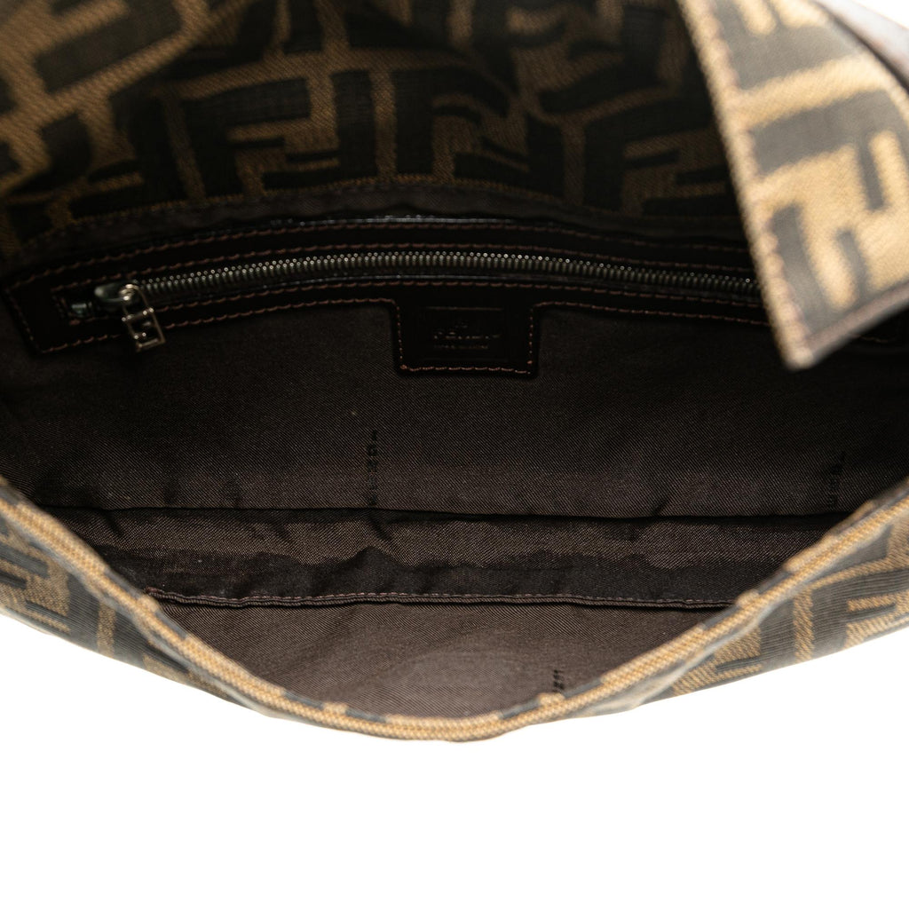 Fendi Zucca Canvas Baguette (SHG-cTex3N)