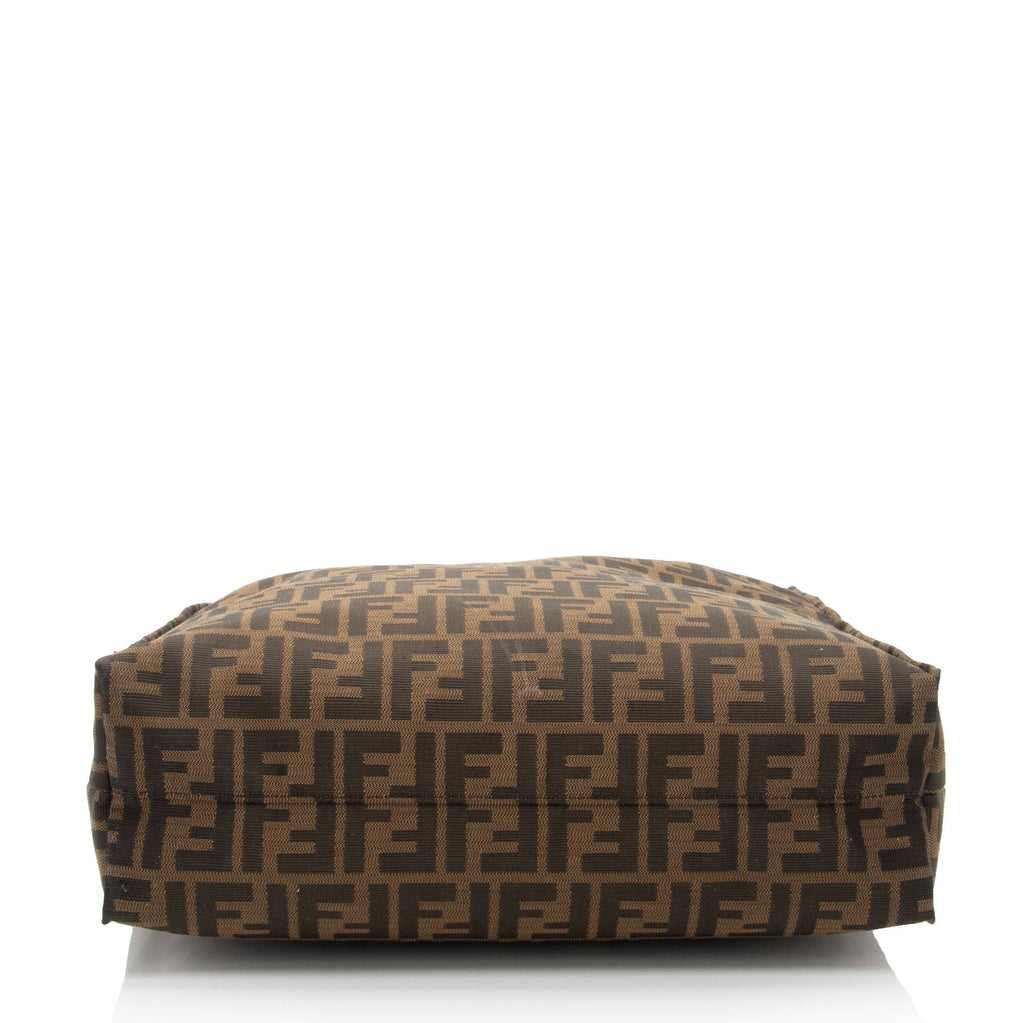 Fendi Zucca Tall Shopping Tote (SHF-LDbLnL)