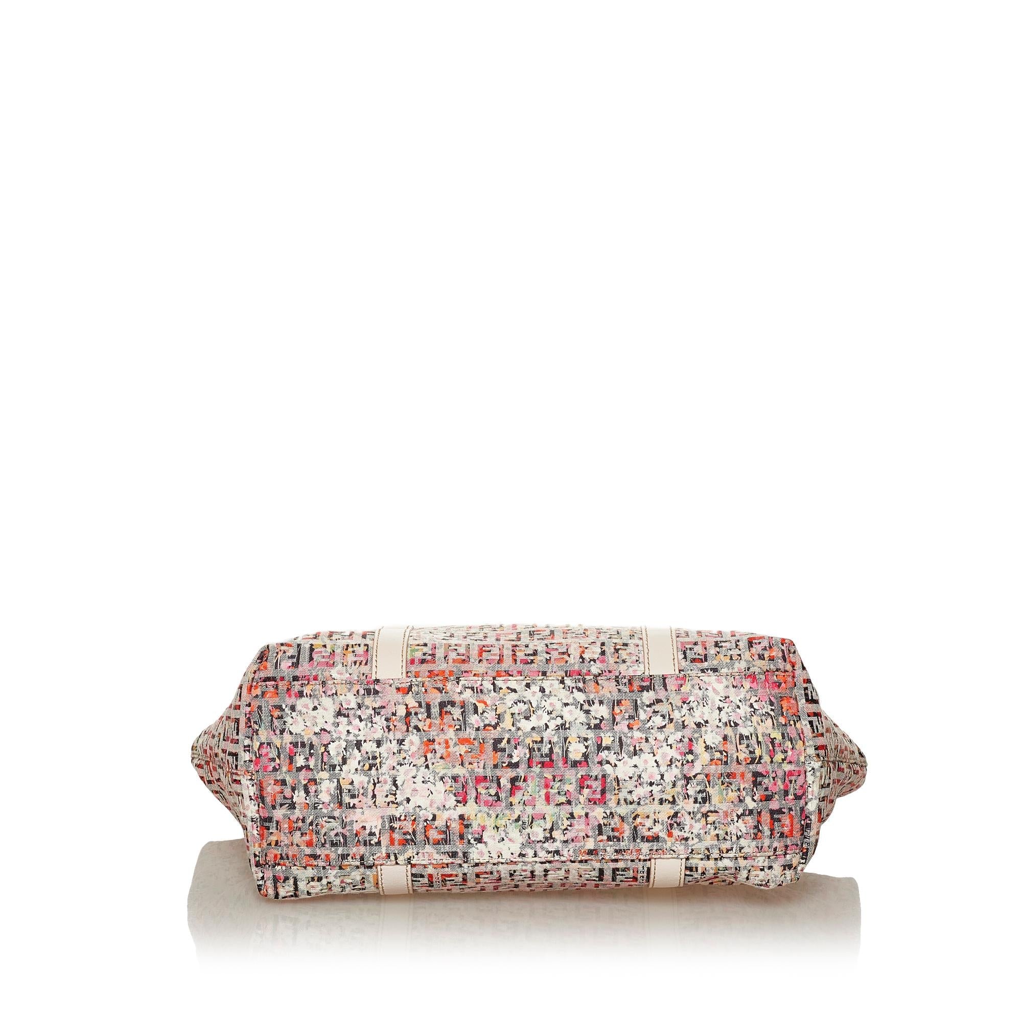 Fendi Zucchino Floral Tote Bag (SHG-28531)