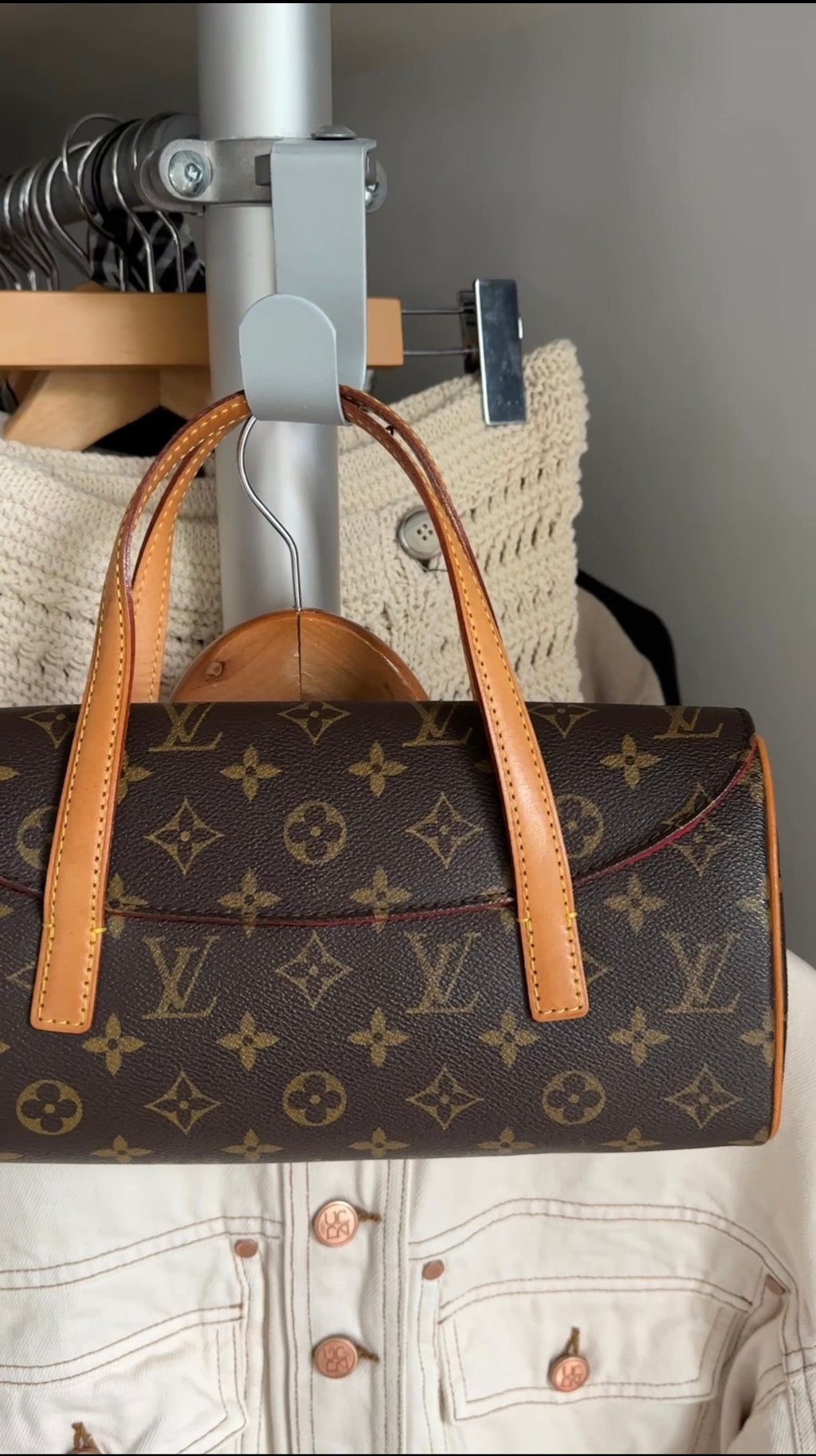 Louis Vuitton Monogram Sonatine Handbag