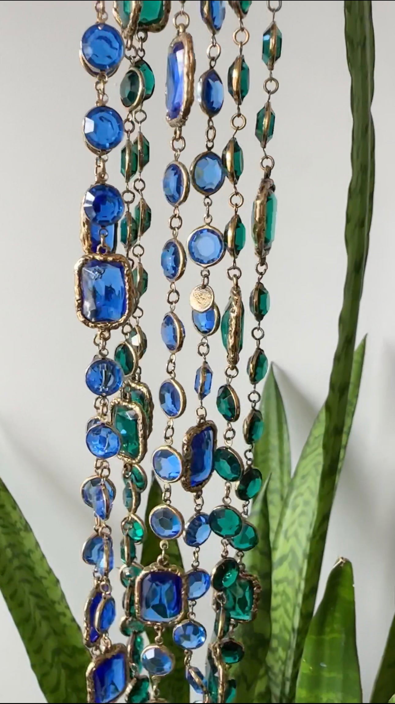 Chanel Vintage 1981 Blue Gripoix Glass Chicklet Sautoir Necklace