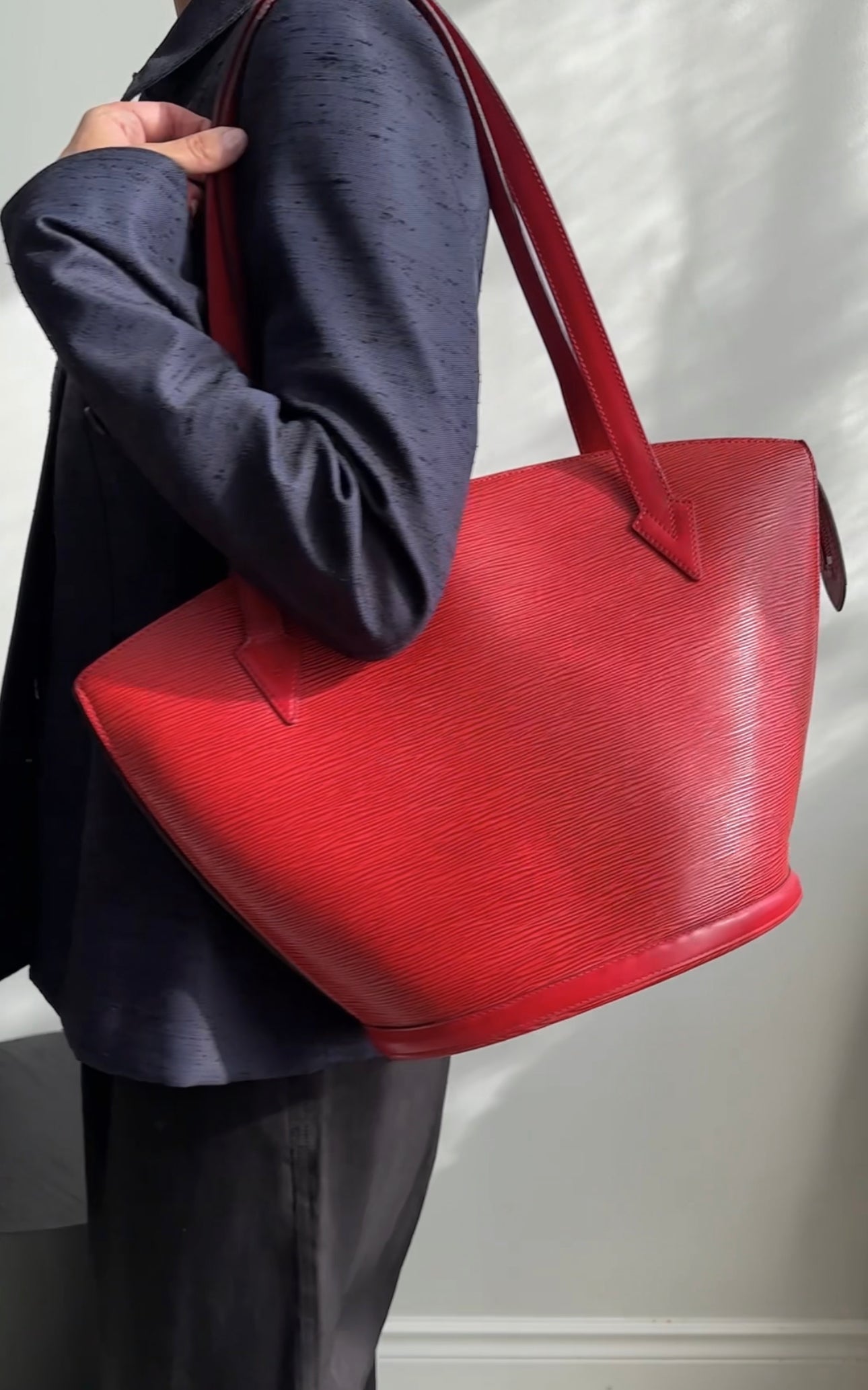 Louis Vuitton Vintage 1996 Red Epi Leather Saint Jacques GM Tote Bag