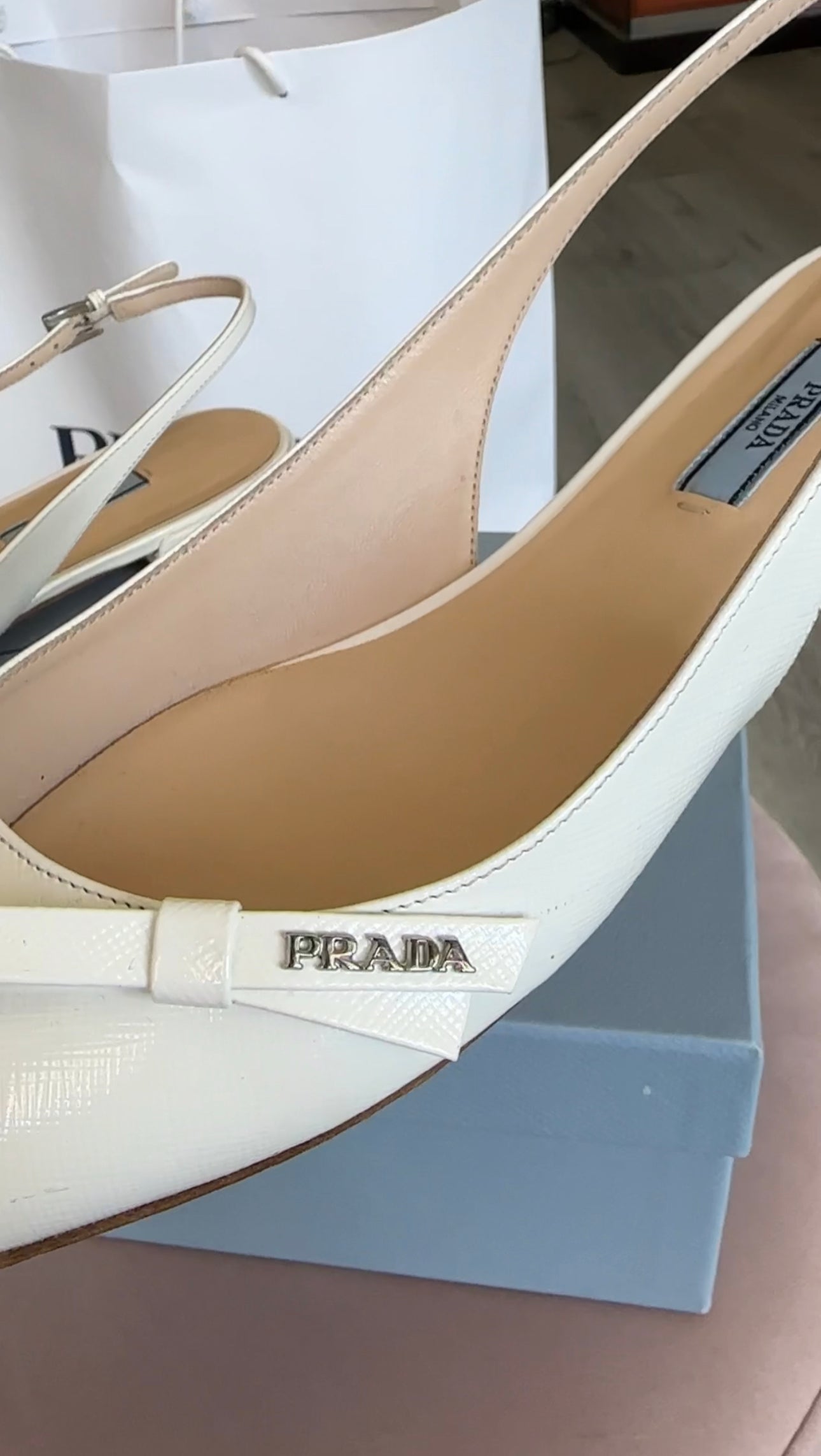 Prada White Shiny Saffiano Leather Bow Accent Slingback Pointed Flats - 40
