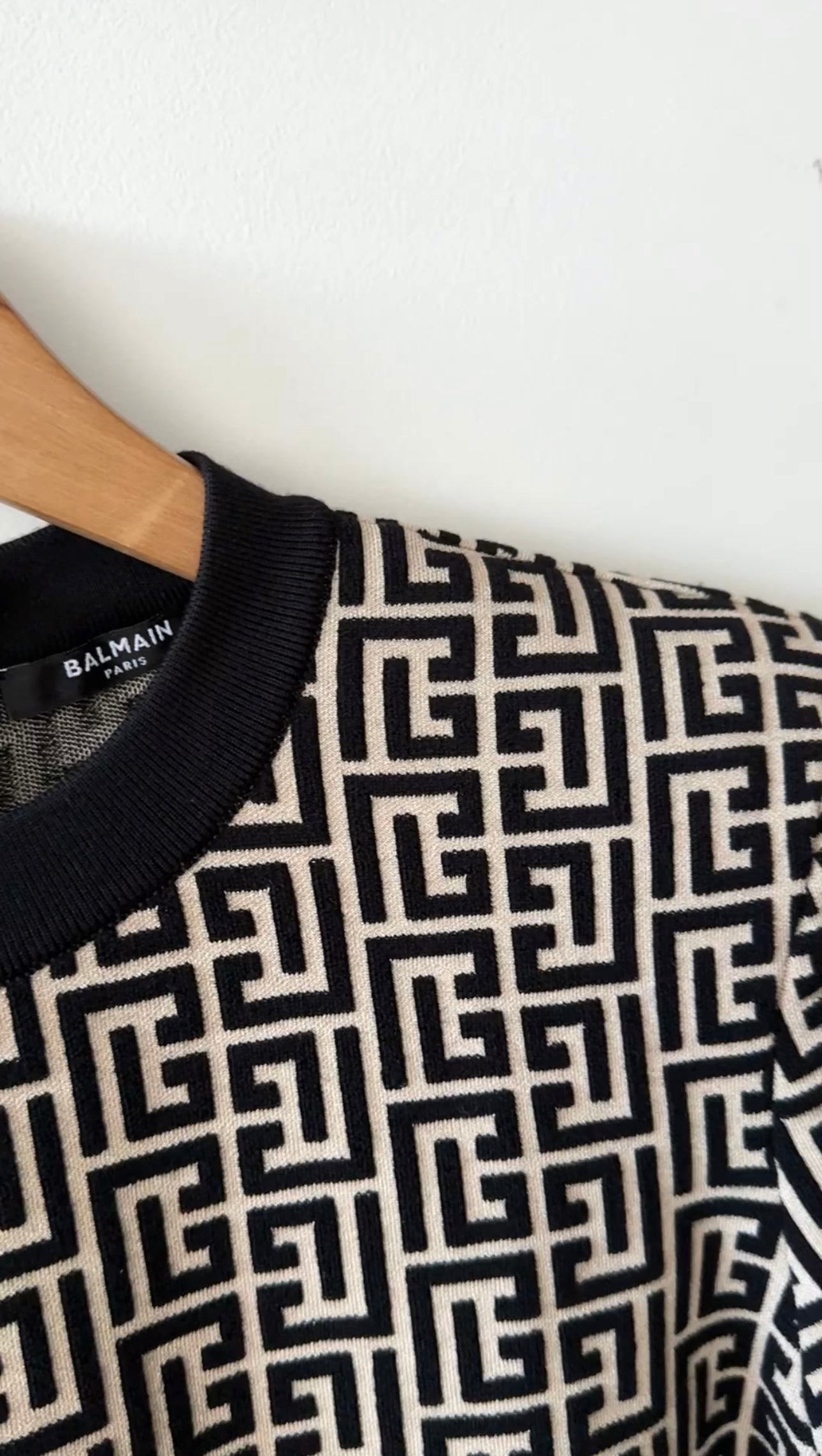 Balmain Black and Beige Wool Knit Jersey Monogram Dress - M (6/8)