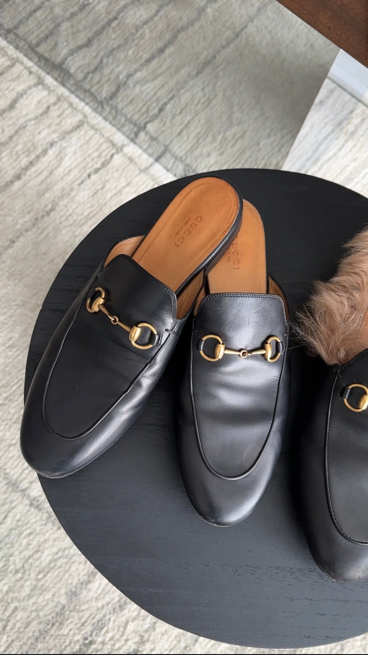 Gucci Black Leather Princetown Slippers - USA 7.5