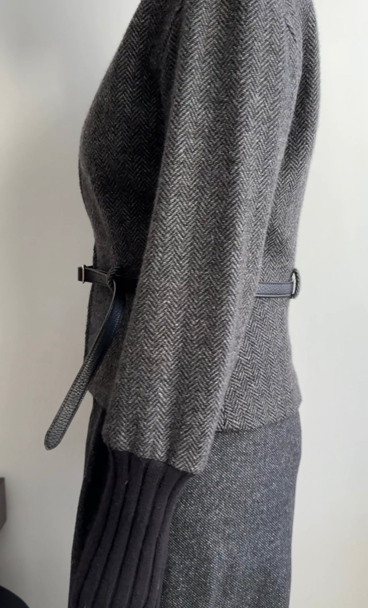 Hermes Charcoal Grey Cashmere Jacket - F3 36 / 6