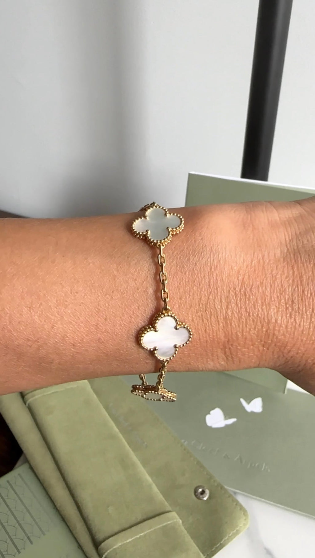 Van Cleef & Arpels 18k Yellow Gold MOP Alhambra Vintage 5 Motif Bracelet