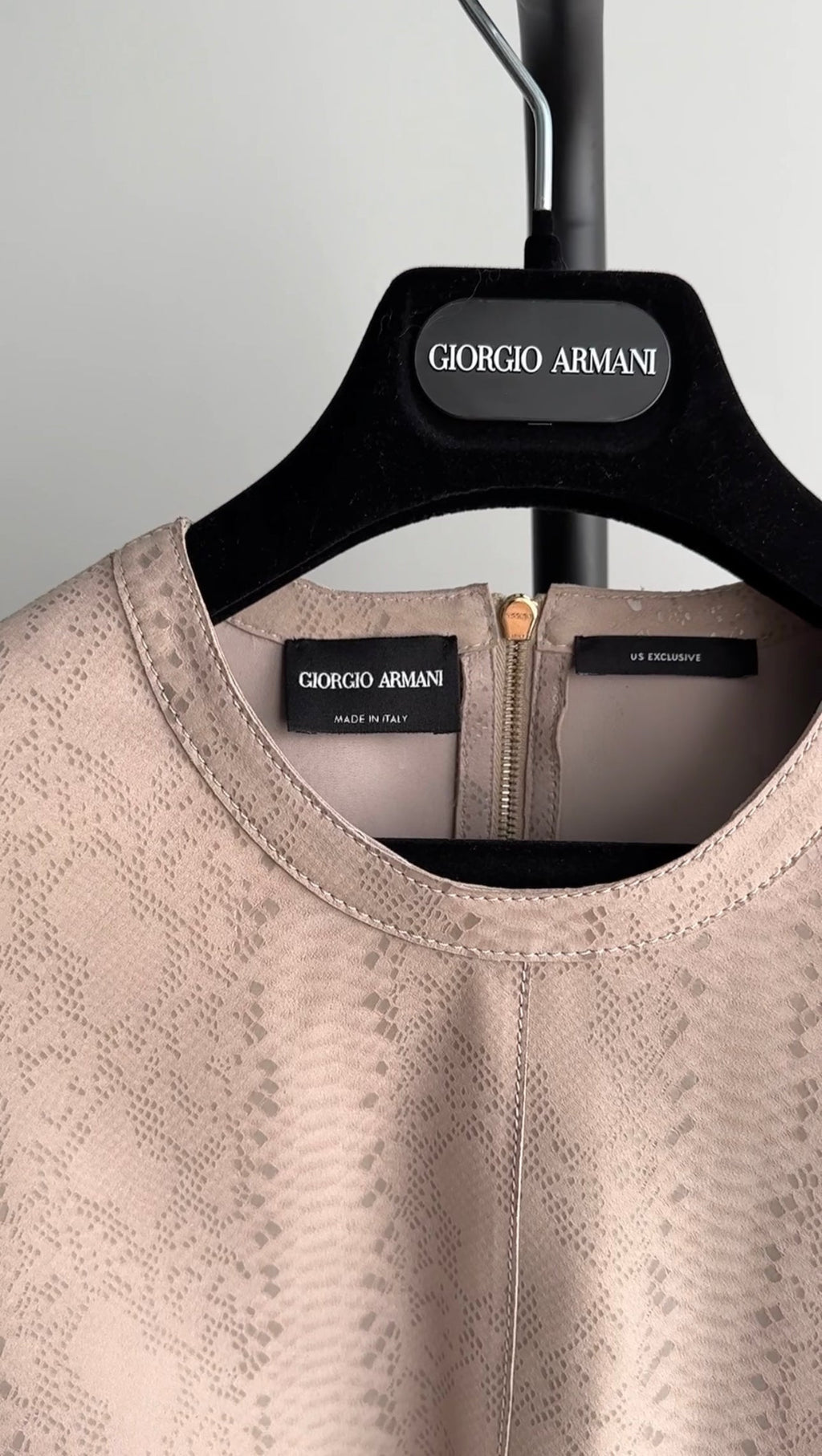 Giorgio Armani Light Beige Matte Leather Reptile Print Shirt - 40 / 4