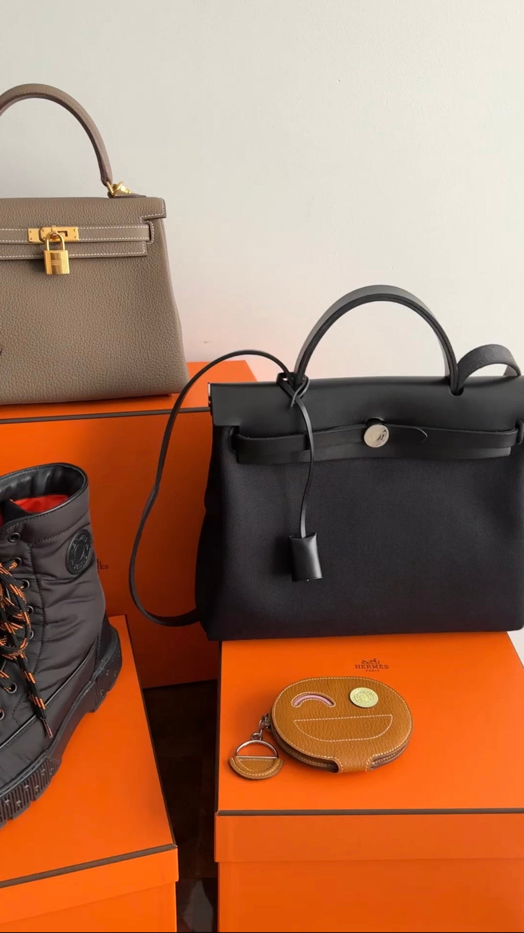 Hermes Herbag Zip Retourne 31 Black Toile Militaire / Vache Hunter - 2023