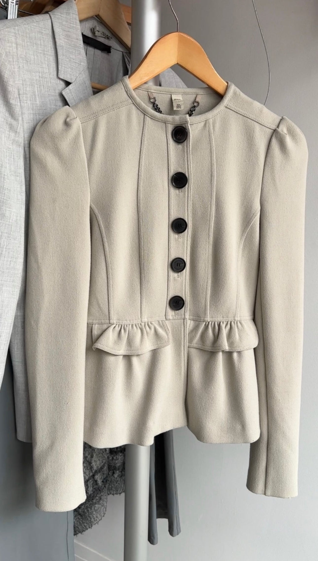 Burberry Light Grey Crepe Jacket with Ruffle Trim - XS / 0
