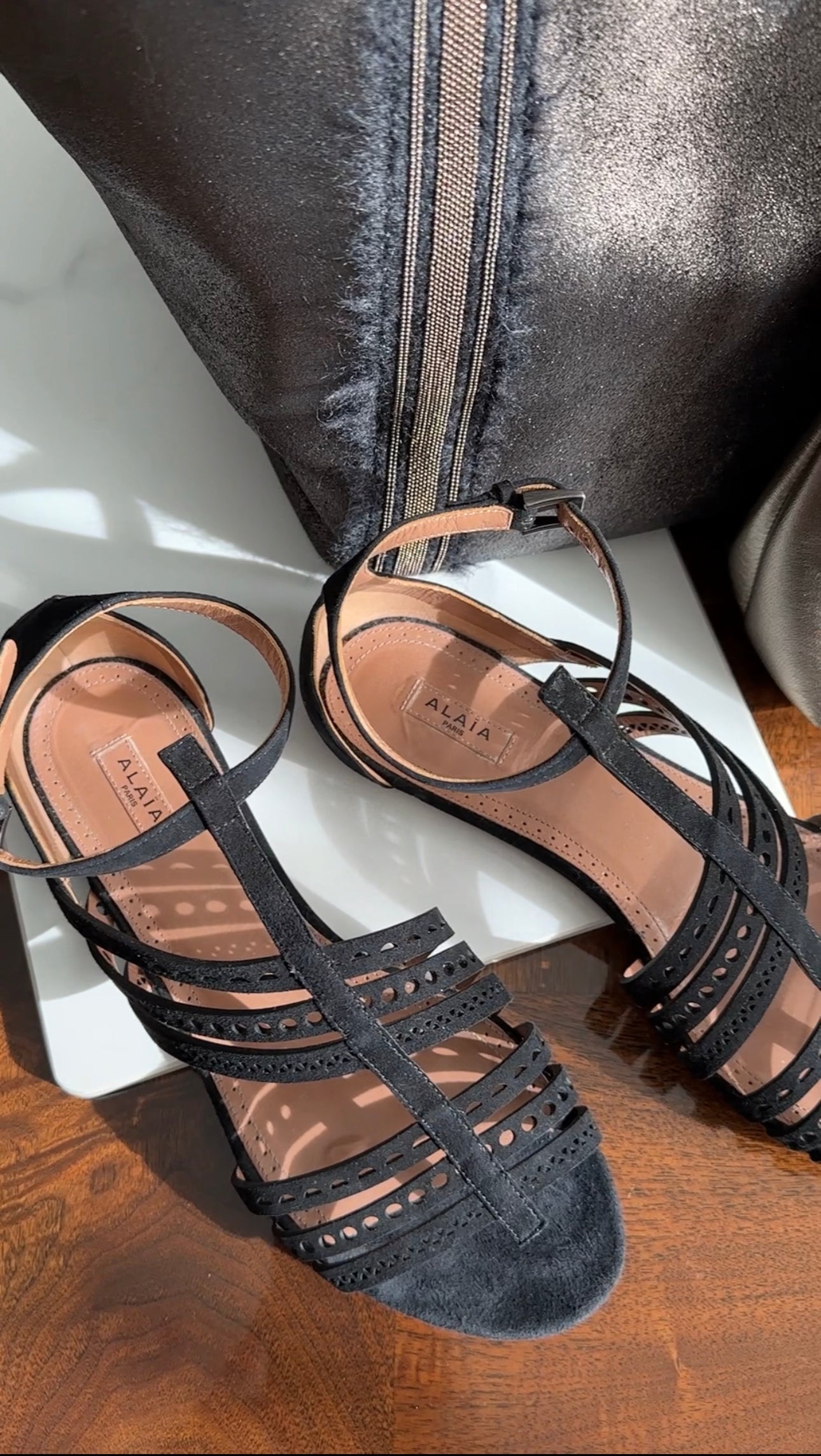 Alaia Black Suede Flat T-strap Sandals - 38 / 8.5