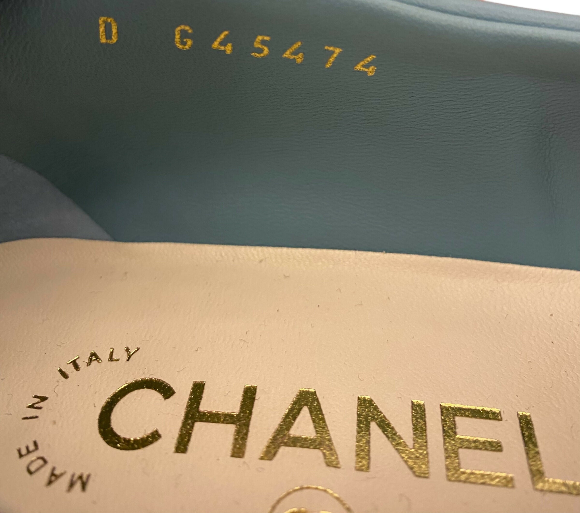 Chanel 23P Baby Blue Leather Quilted CC Turn Lock Loafers EU 41C