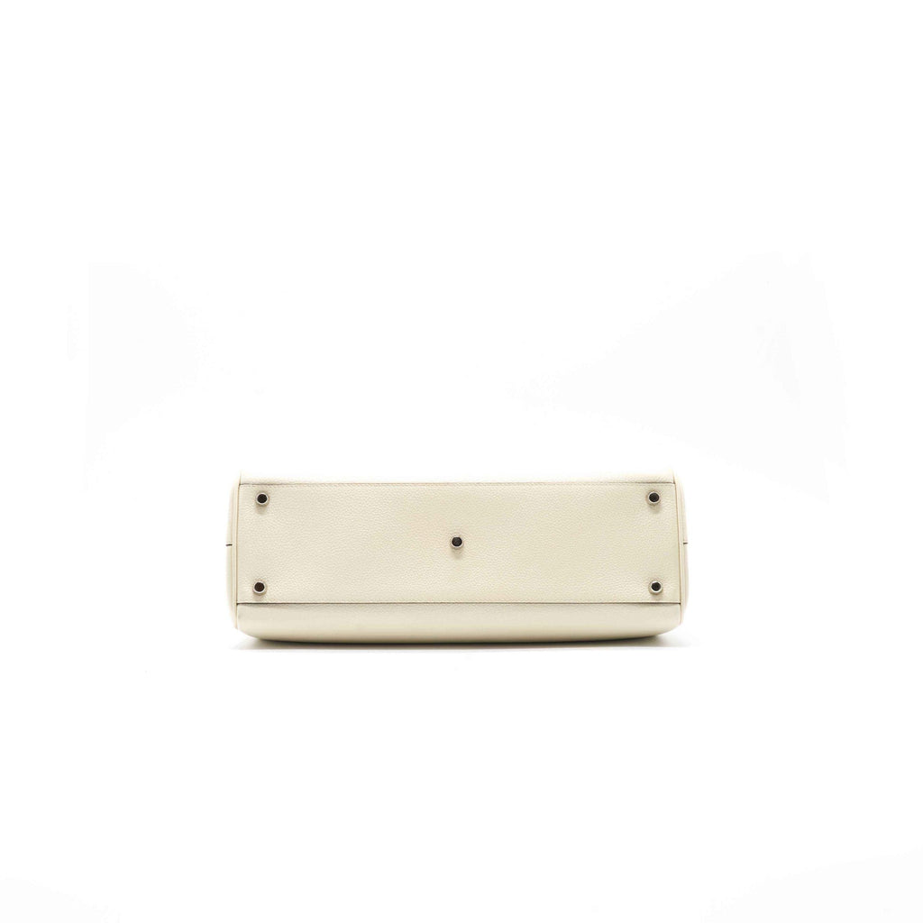 Gucci Zumi Grainy Leather Small Top Handle Bag