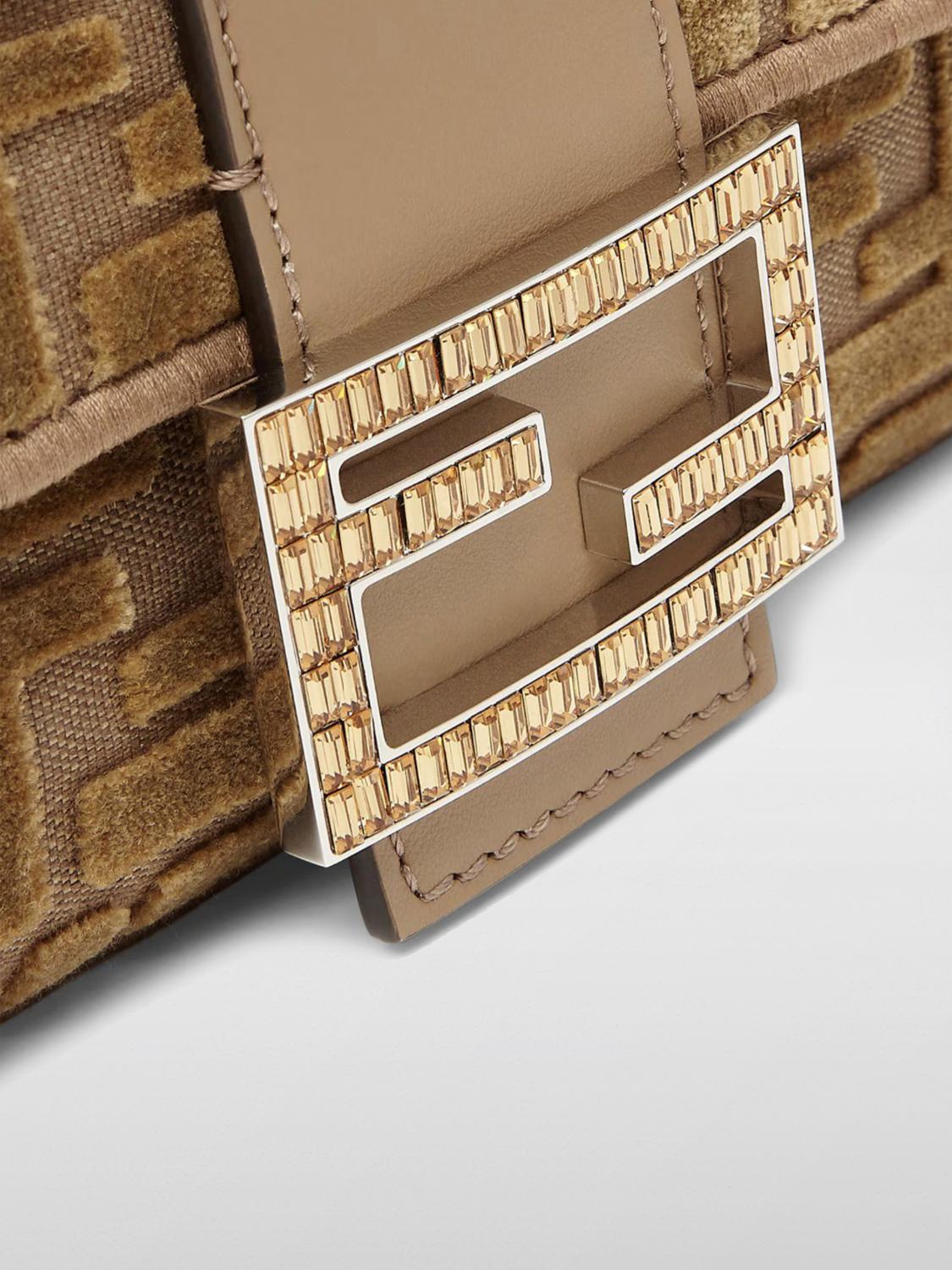woman's shoulder bag