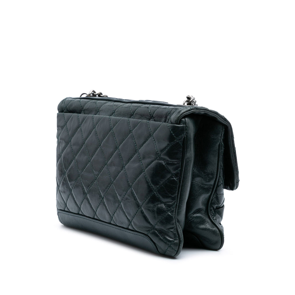 Aged Chain Compartment Messenger Bag Quilted Glazed Calfskin Medium