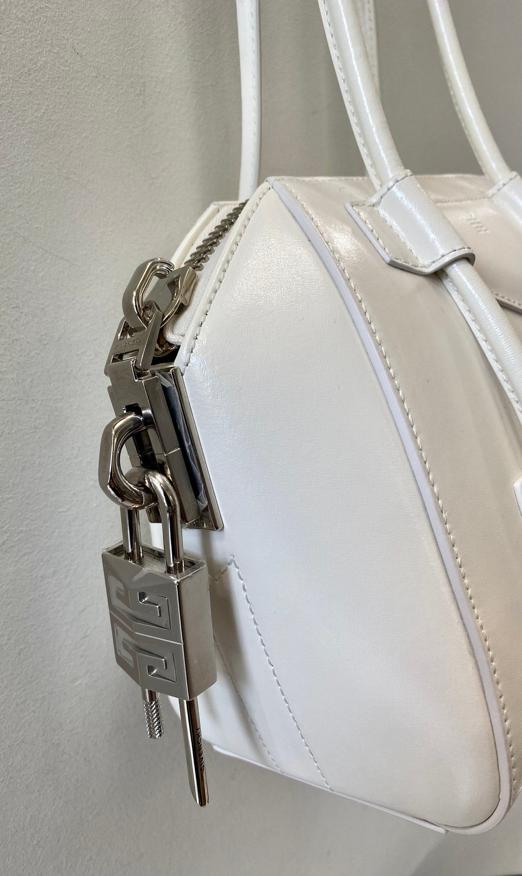 GIVENCHY MINI ANTIGONA BOX LEATHER HANDBAG