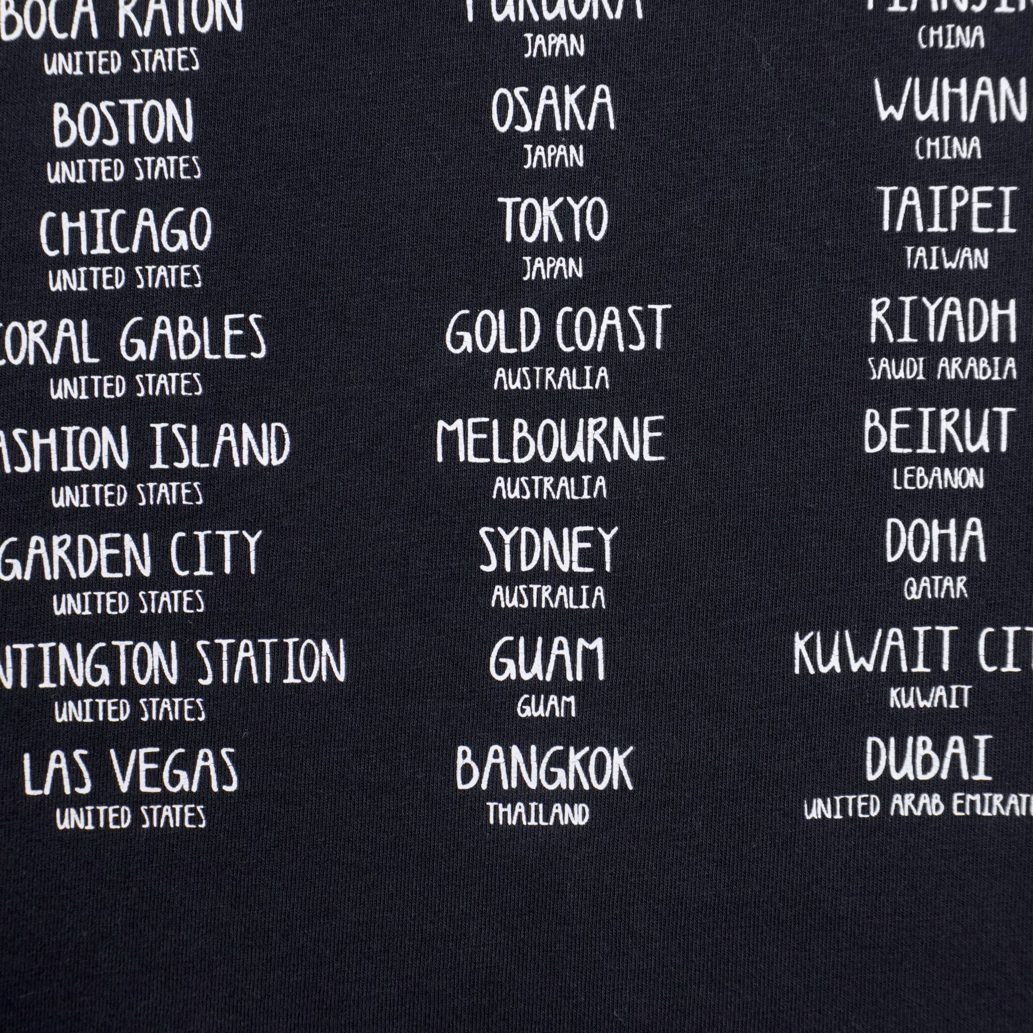 Givenchy 'World Tour' T-Shirt - Men's L