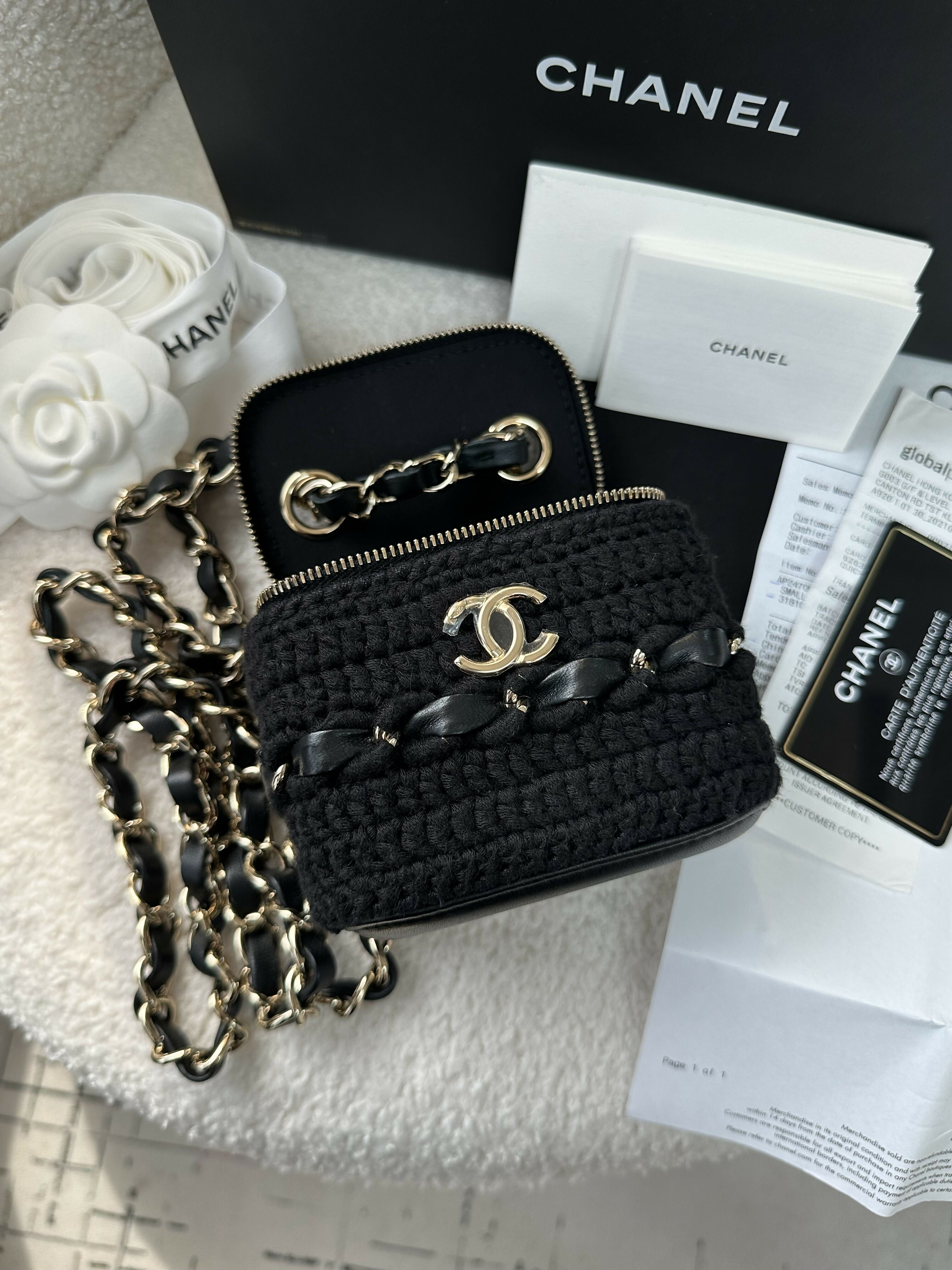 Chanel (21) Mini Vanity Case