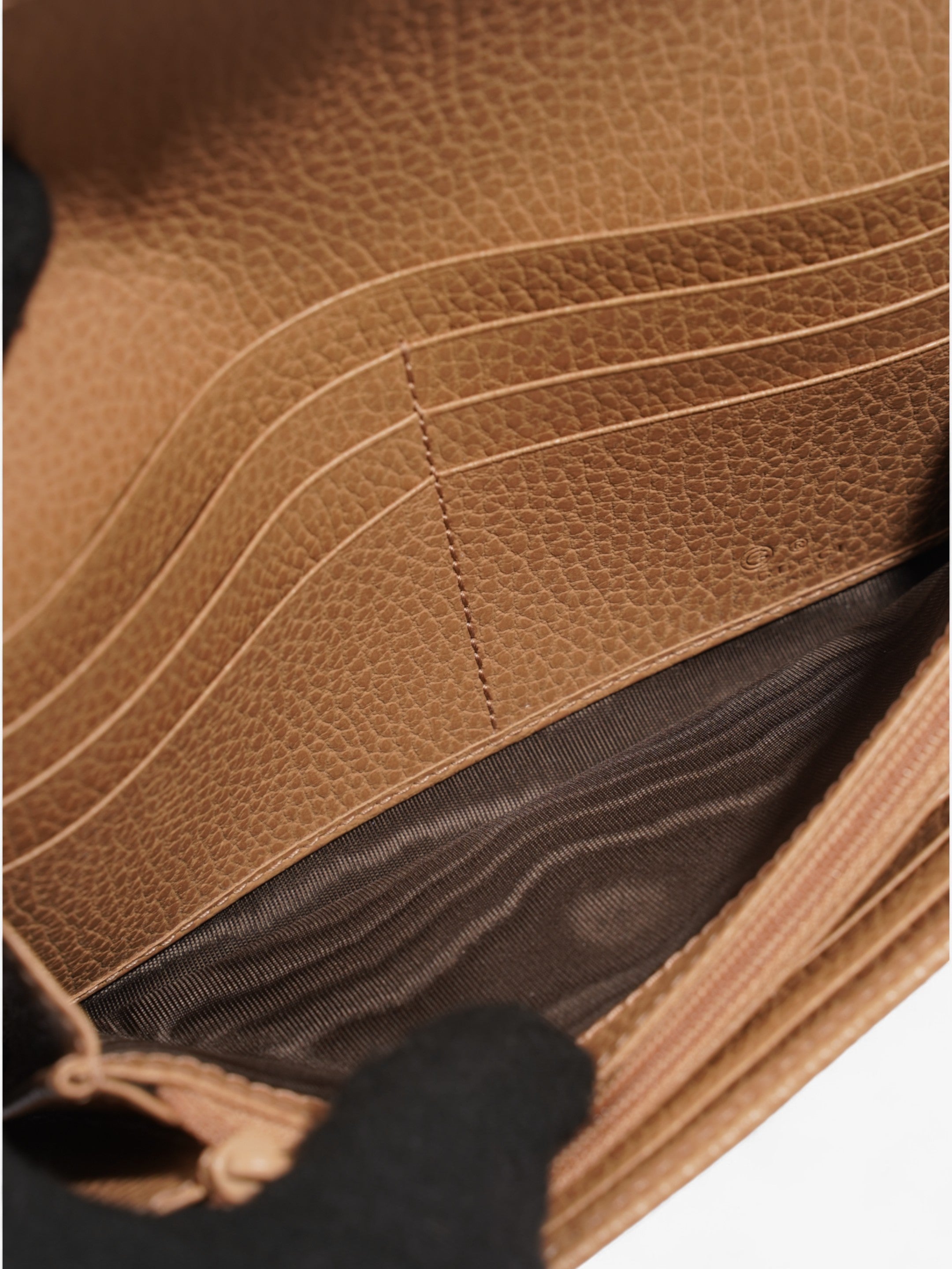 Gucci Interlocking G Continental Wallet Beige Calfskin Leather