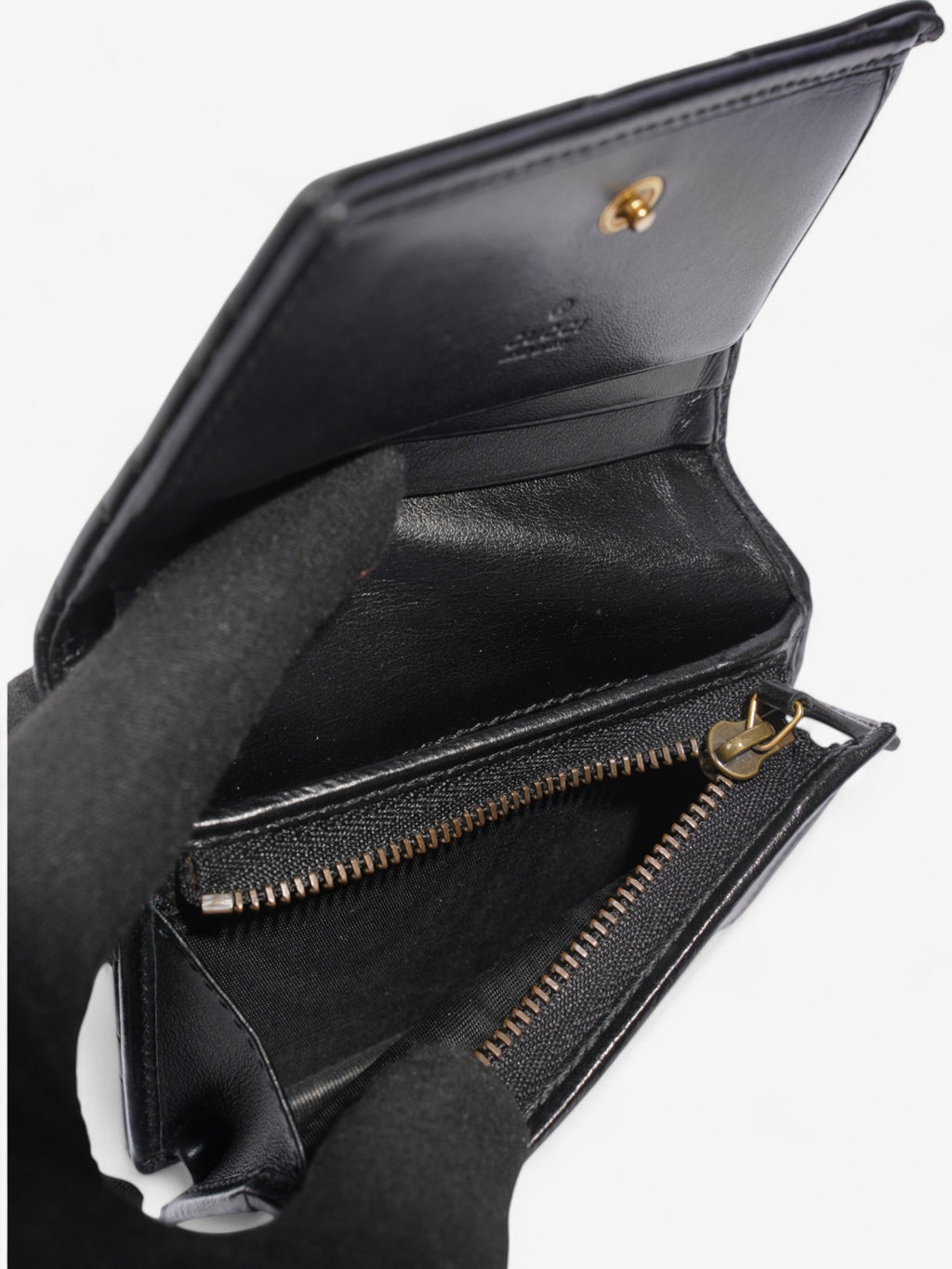 Gucci GG Marmont  Case Wallet Black / Gold Matelasse Leather