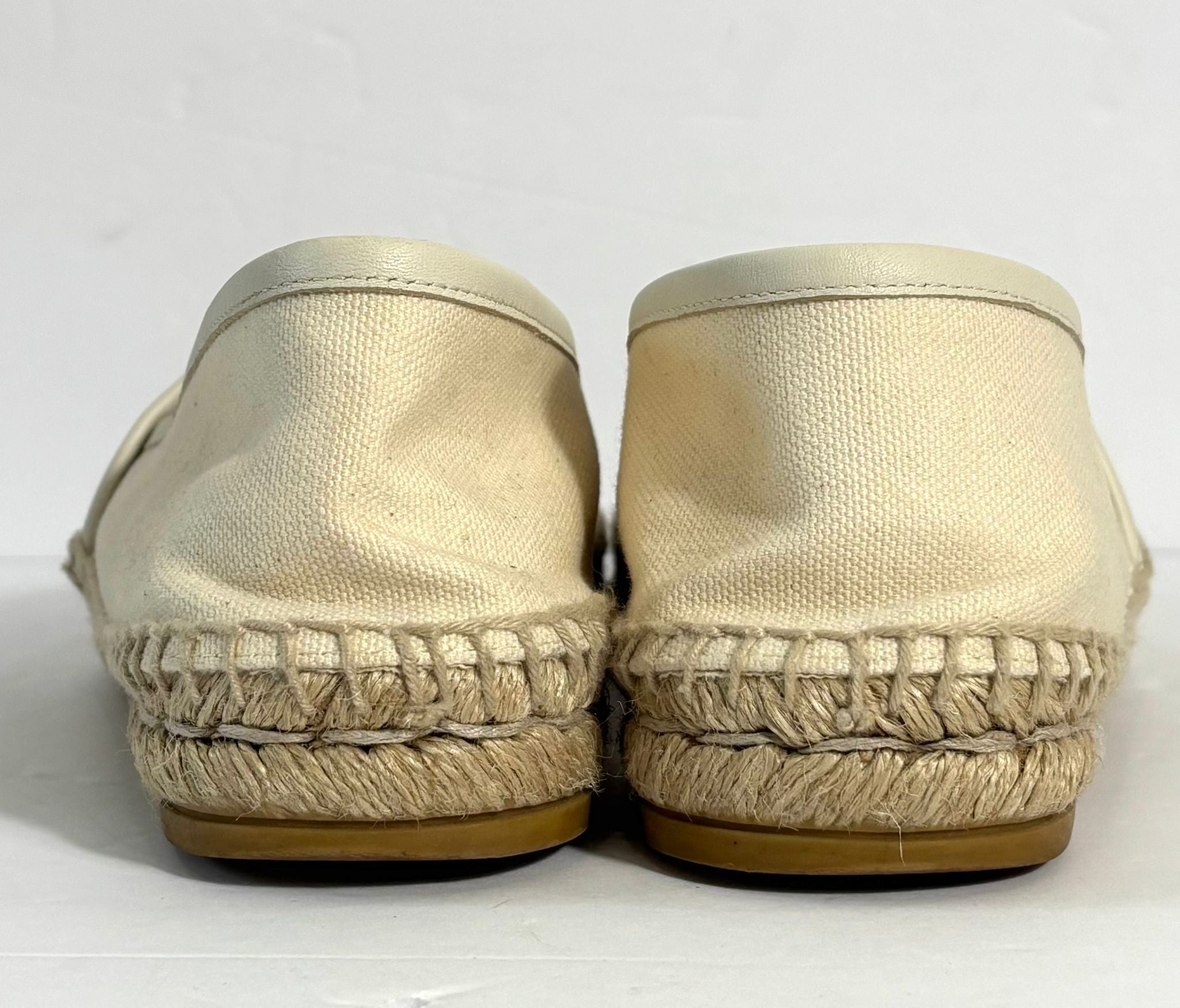 GUCCI LOGO PRINTED CANVAS ESPADRILLES
