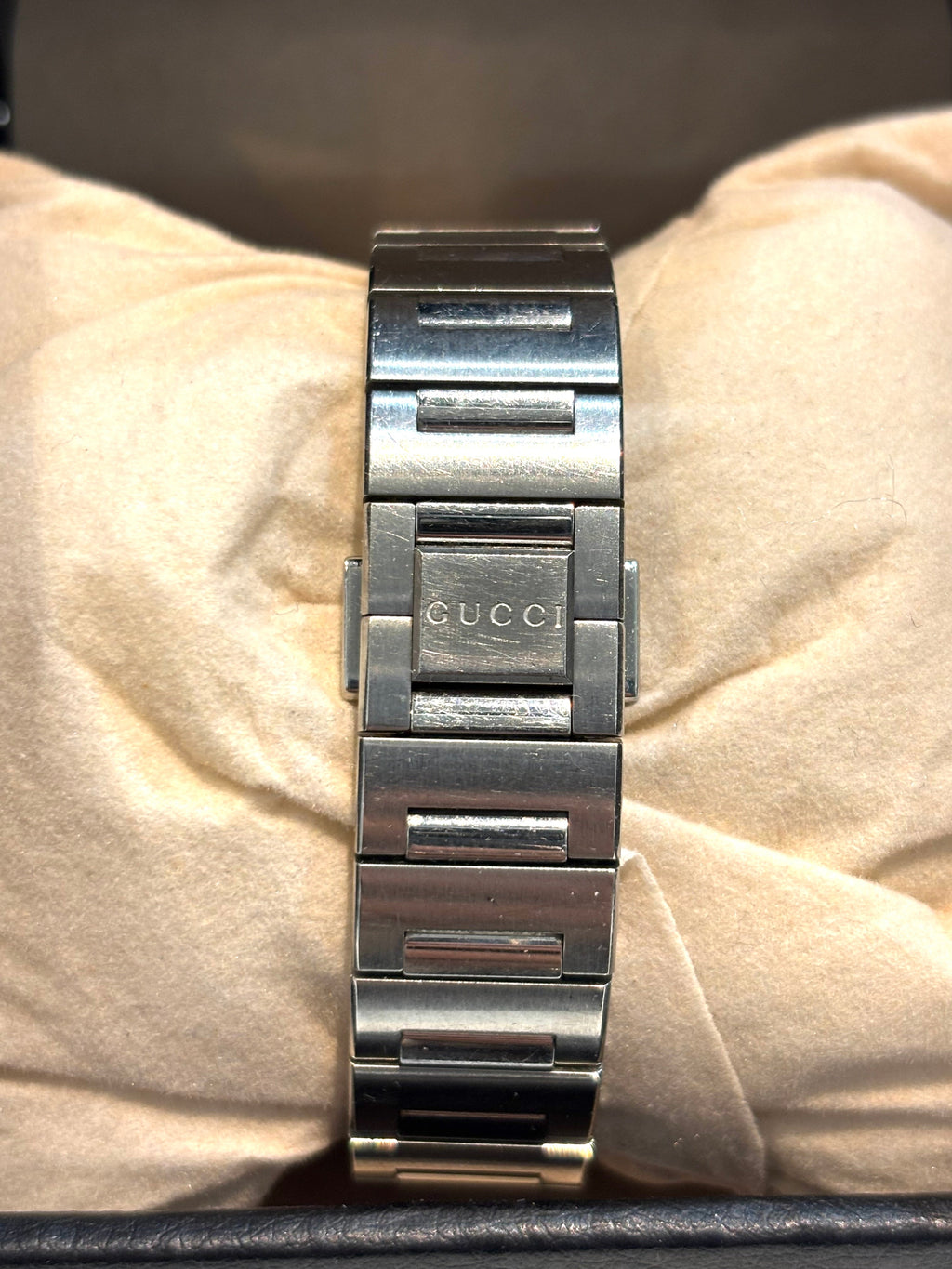 GUCCI PANTHEON 115 MOP DIAMOND DIAL BRUSHED STAINLESS STEEL WATCH