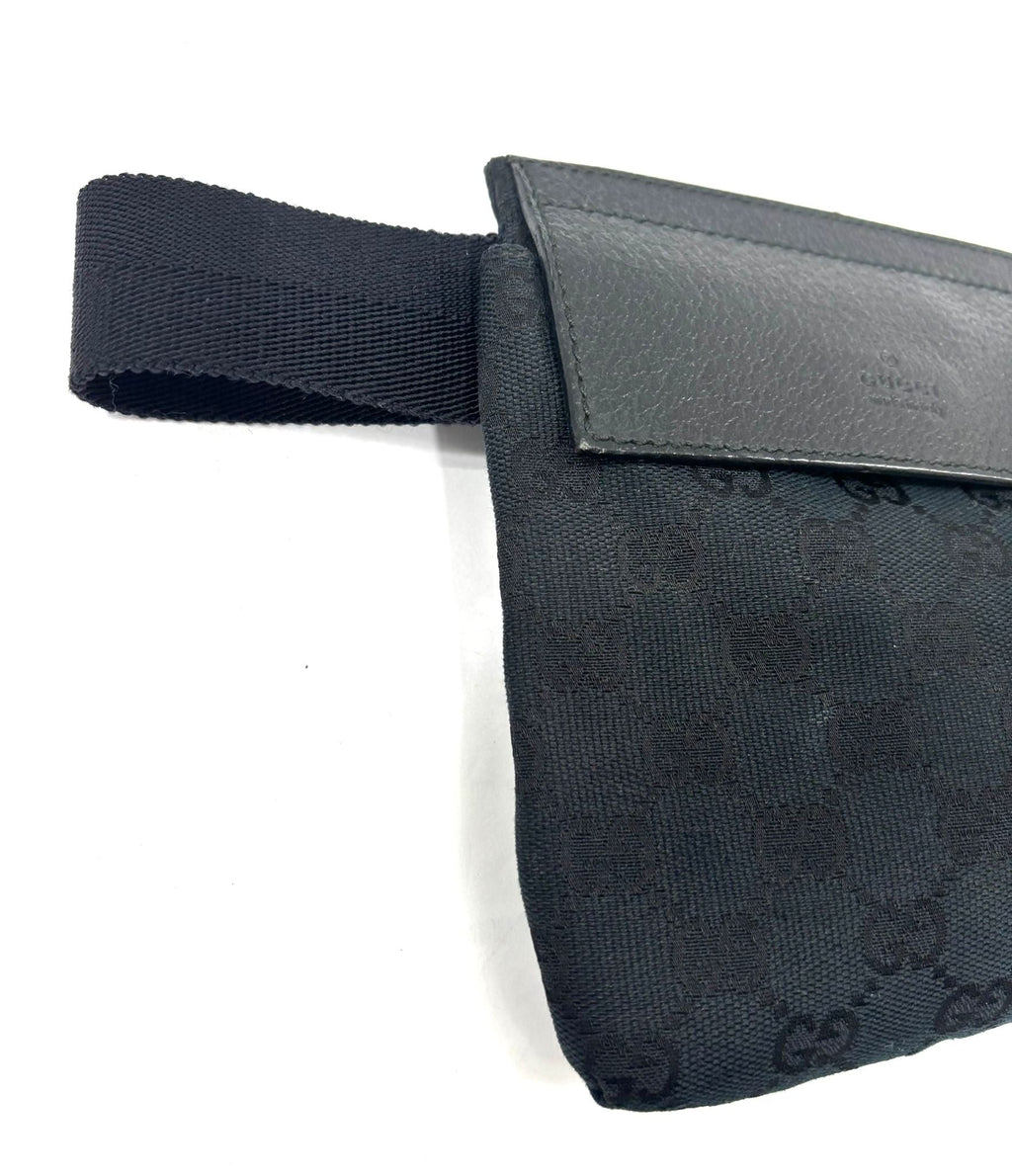 GUCCI GG SUPREME DOUBLE POCKET BELT BAG