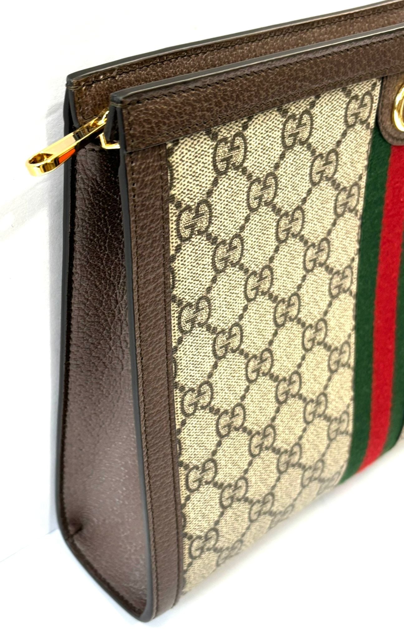 GUCCI GG SUPREME OPHIDIA CLUTCH