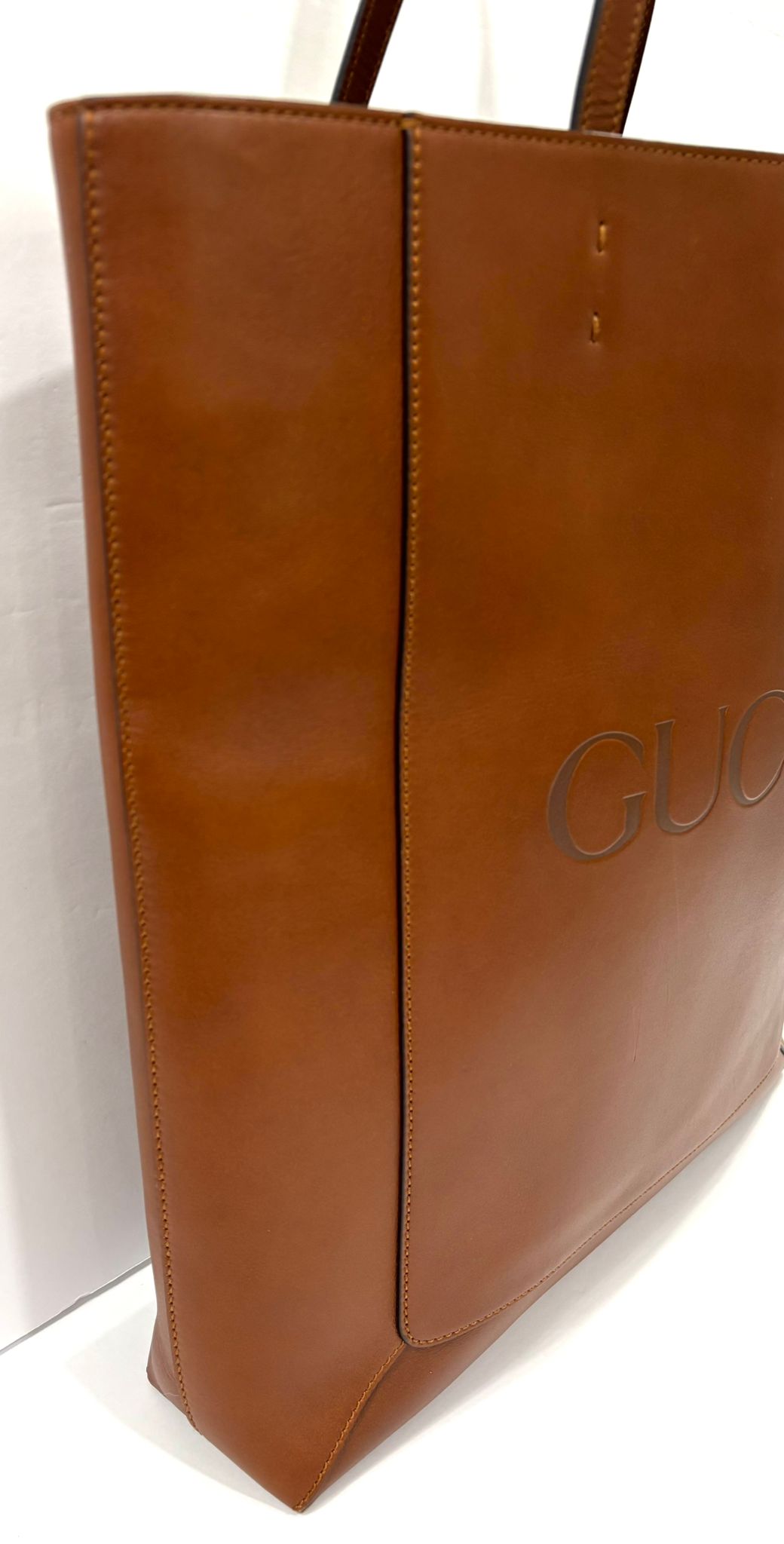 GUCCI LOGO EMBOSSED CALFSKIN LEATHER SHOPPER TOTE BAG