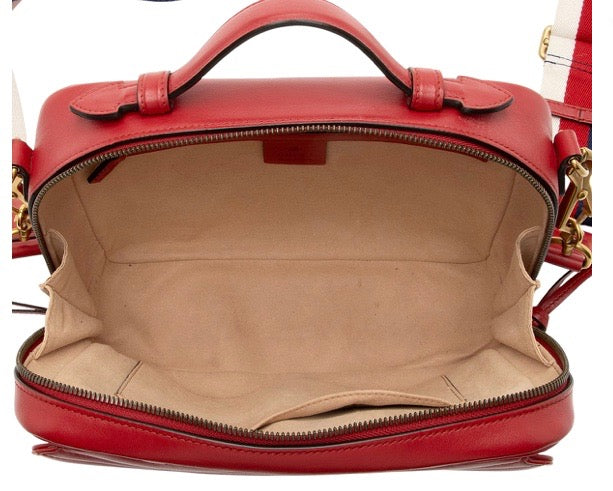 GUCCI MATELASSE LEATHER GG MARMONT ZIP AROUND TOP WITH GUITAR STRAP