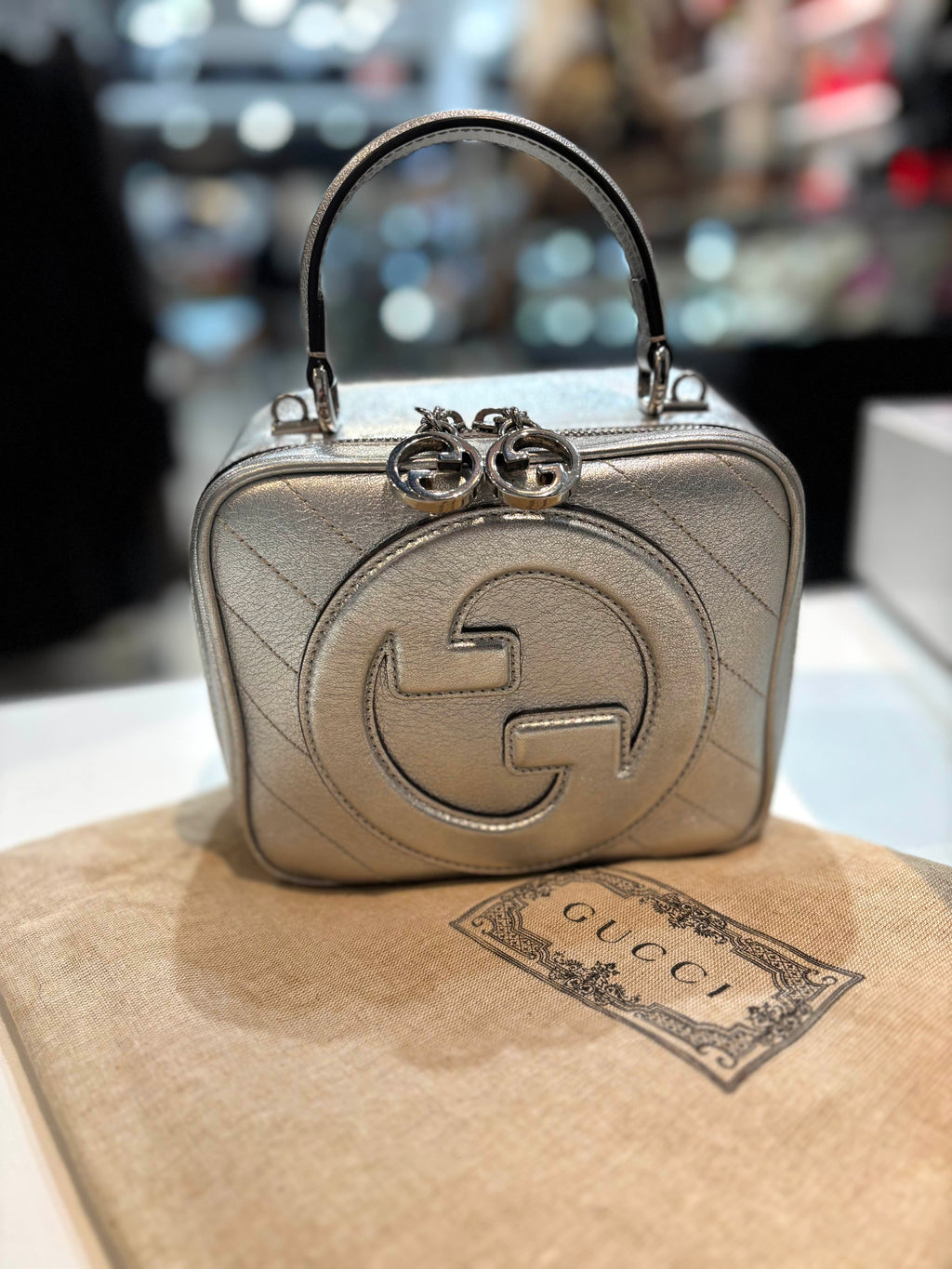 GUCCI BLONDIE METALLIC LEATHER TOP HANDLE BAG WITH STRAP