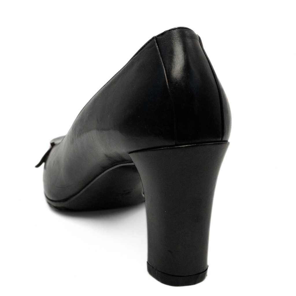 Gucci Vintage Square Toe Heels - Women's 36.5