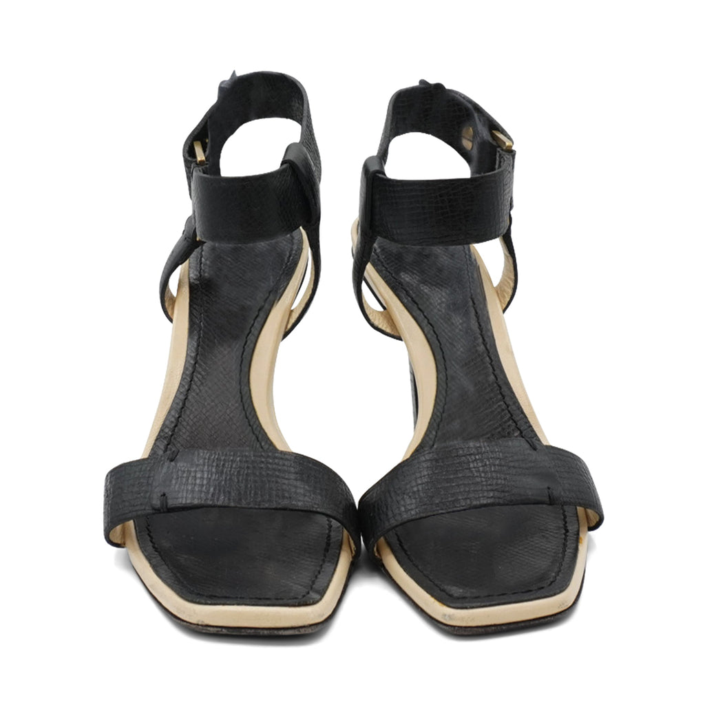 Gucci Strappy Sandals - Women's 6