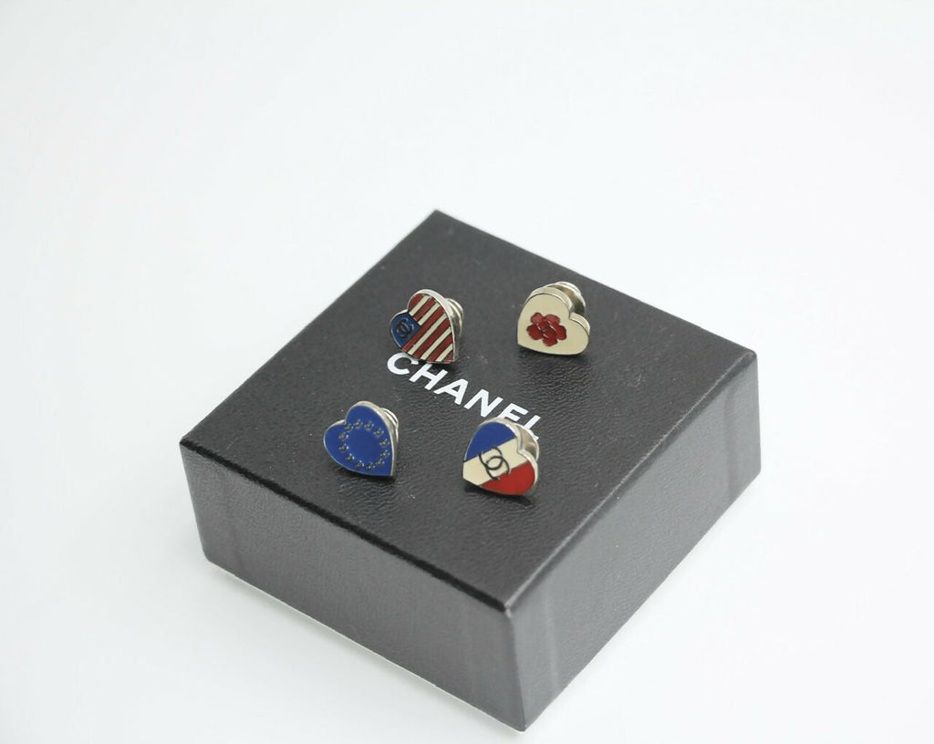 Chanel Vintage 03A Metal American Style Heart Brooch