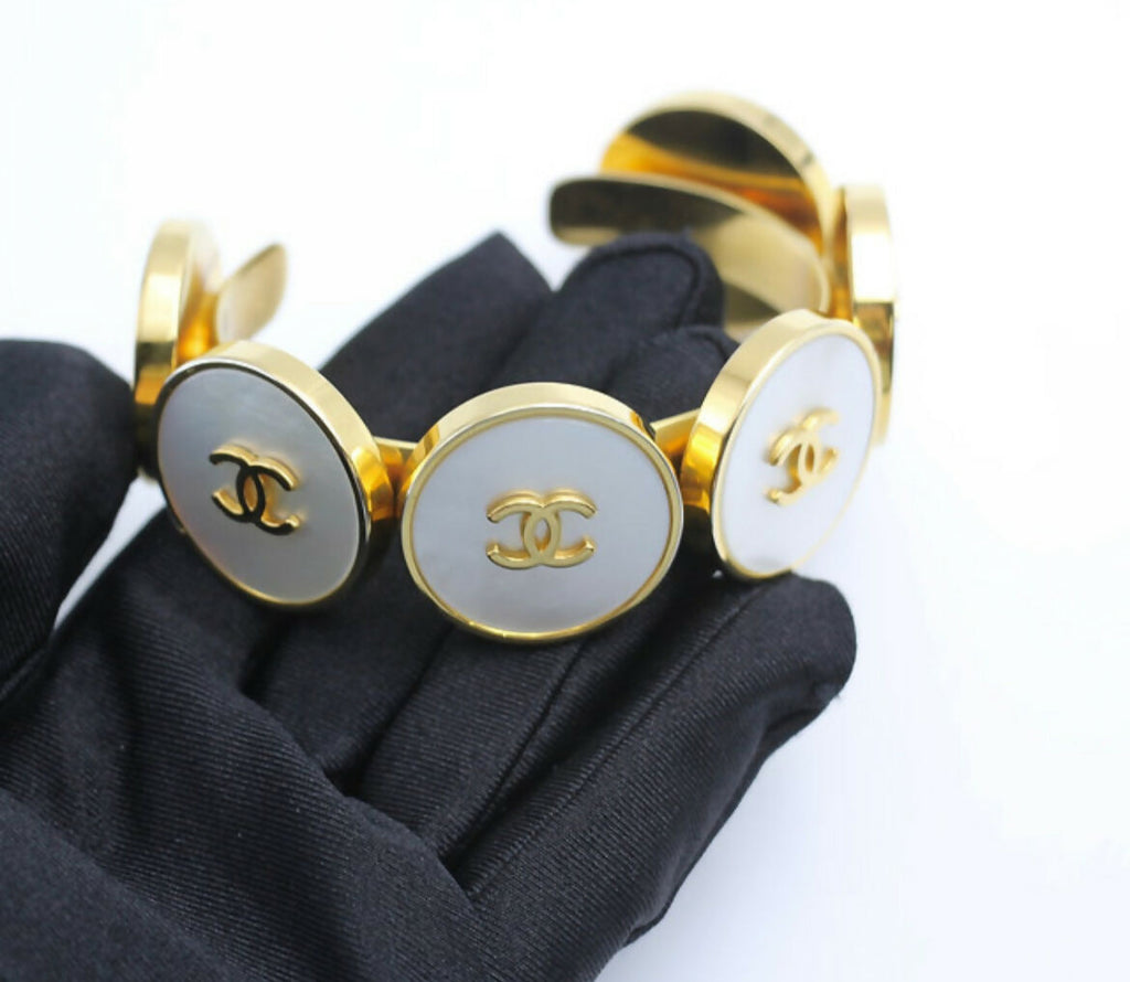 Chanel Vintage 95A Mother-of-Pearl Circle Shape Gold Plated Bracelet Cuff