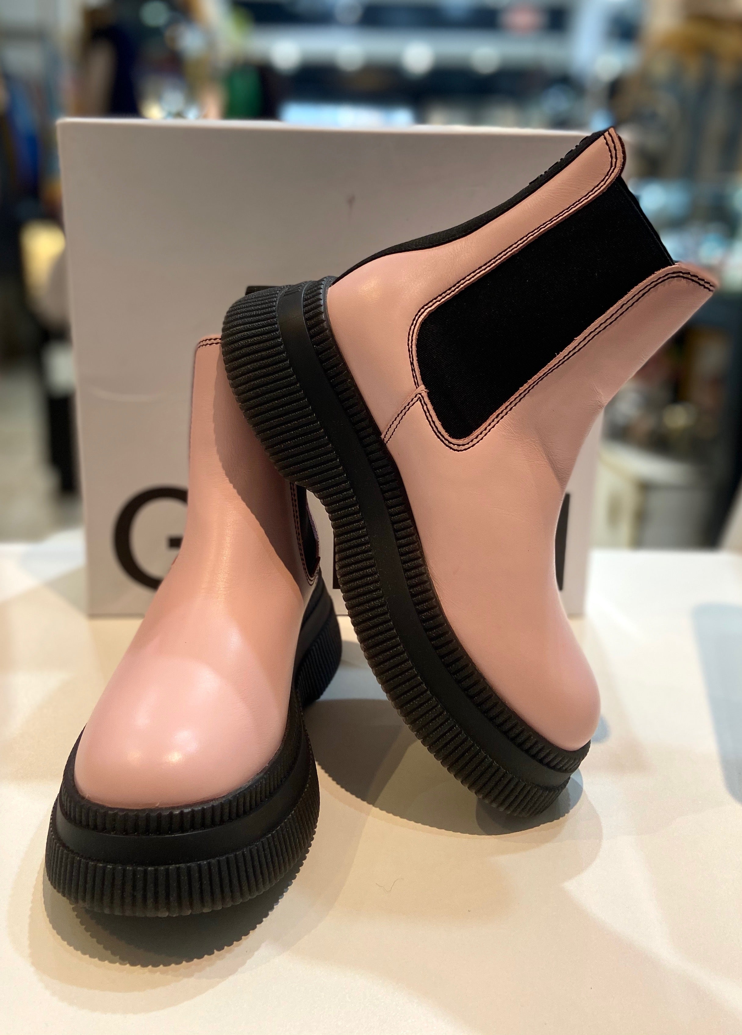 GANNI LEATHER CHELSEA BOOTS