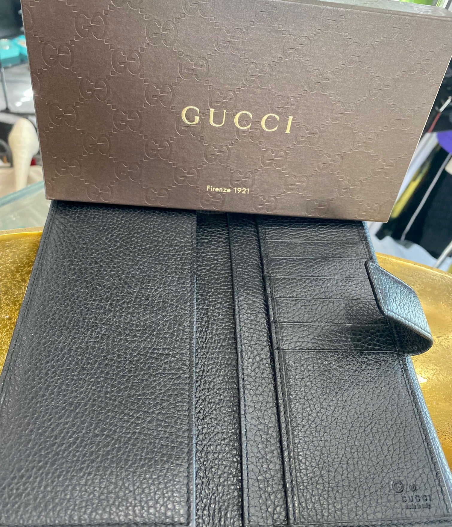GUCCI STUDDED INTERLOCKING G CONTINENTAL WALLET
