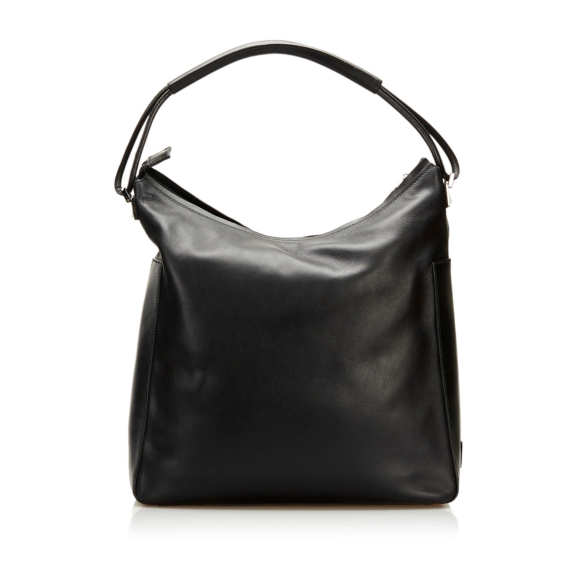 Gucci Calf Leather Shoulder Bag (SHG-35960)