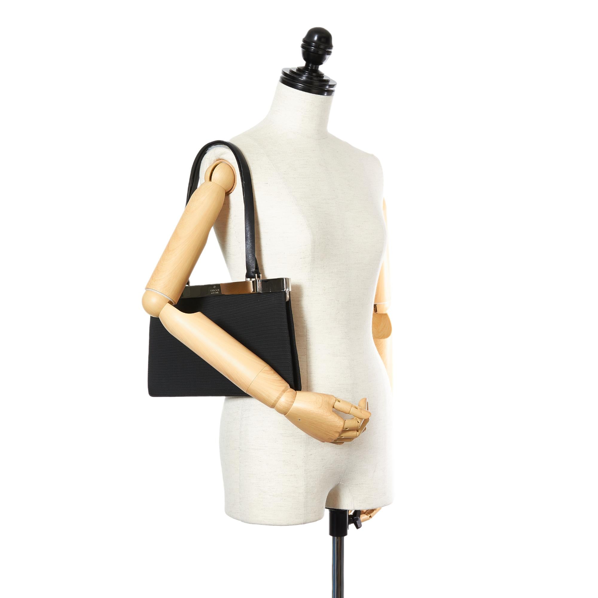 Gucci Canvas Tote Bag (SHG-31834)