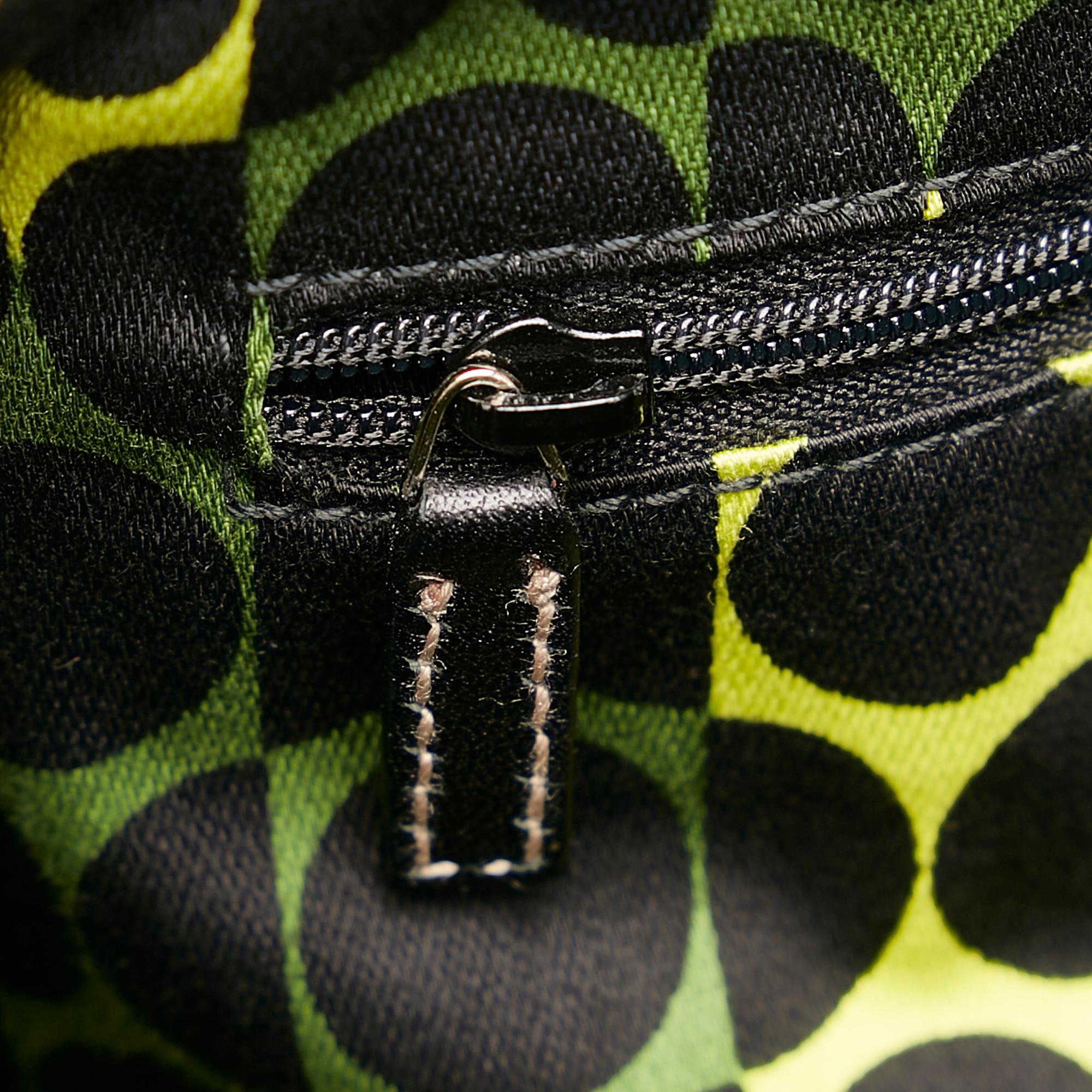 Gucci Duchessa Leather Boston Bag (SHG-2FBg0A)