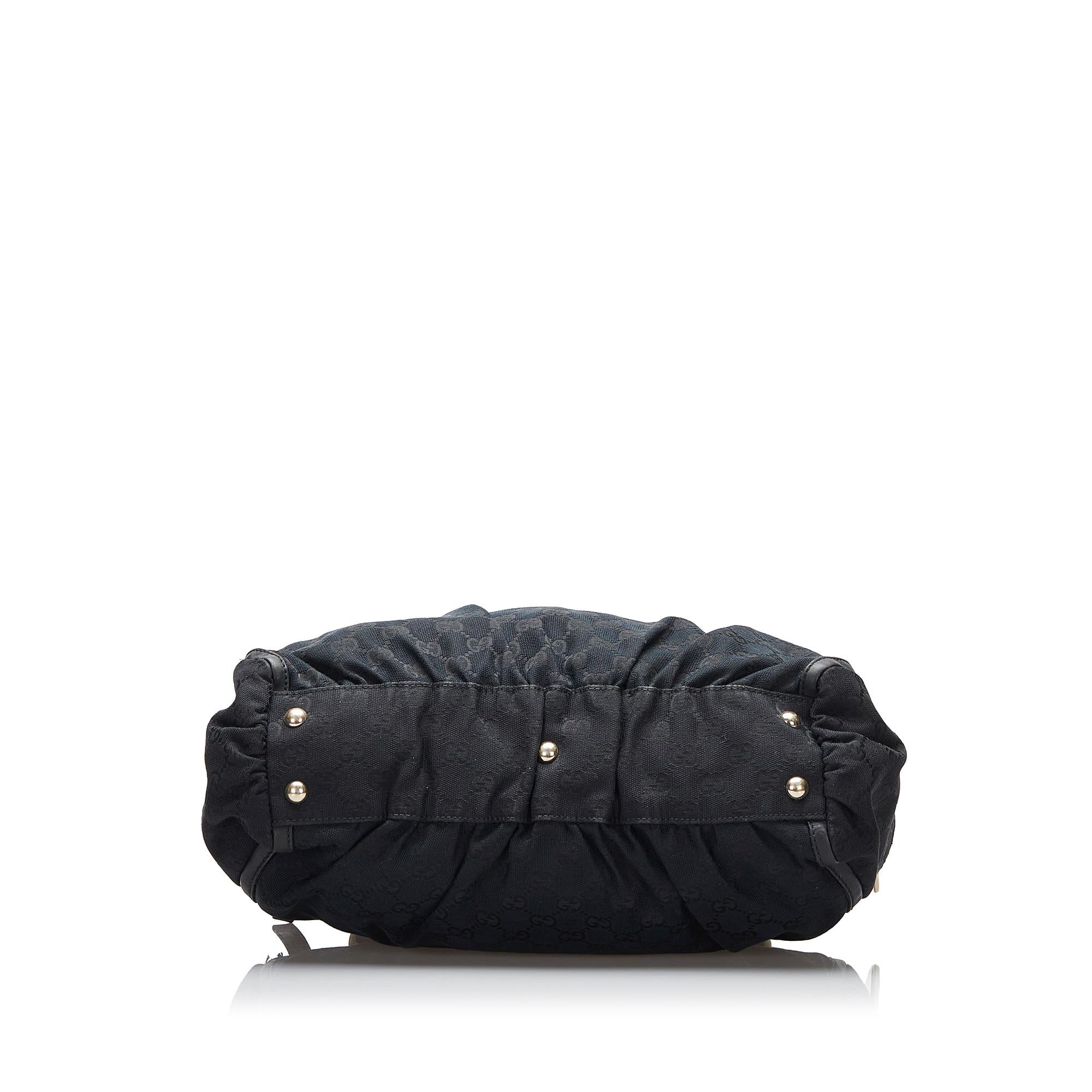 Gucci GG Canvas Abbey D-Ring Shoulder Bag (SHG-C7q6aL)