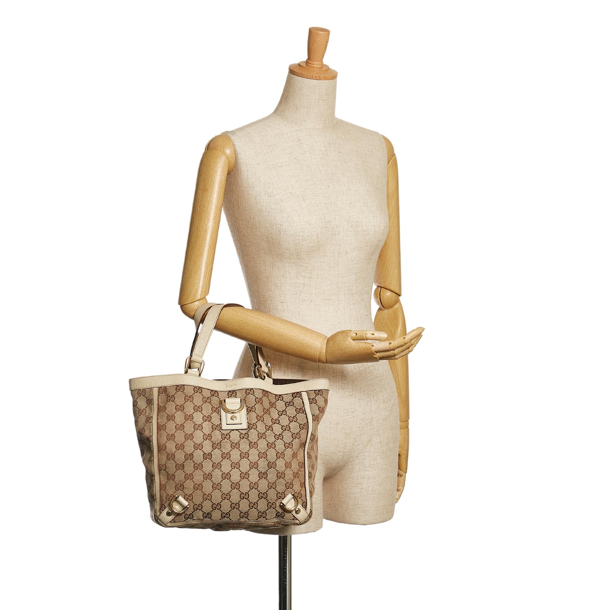 Gucci GG Canvas Abbey D-Ring Tote Bag (SHG-34880)