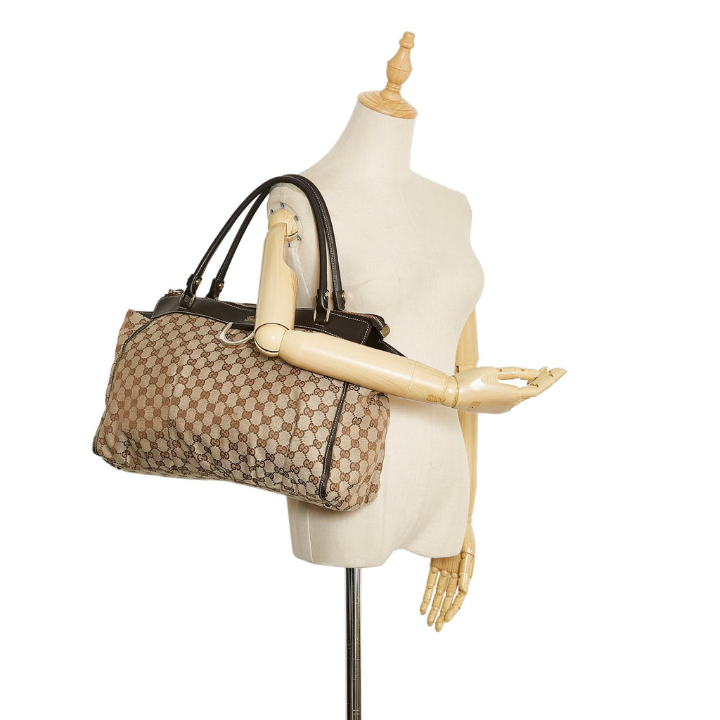 Gucci GG Canvas Abbey D-Ring Tote (SHG-yzfmkJ)