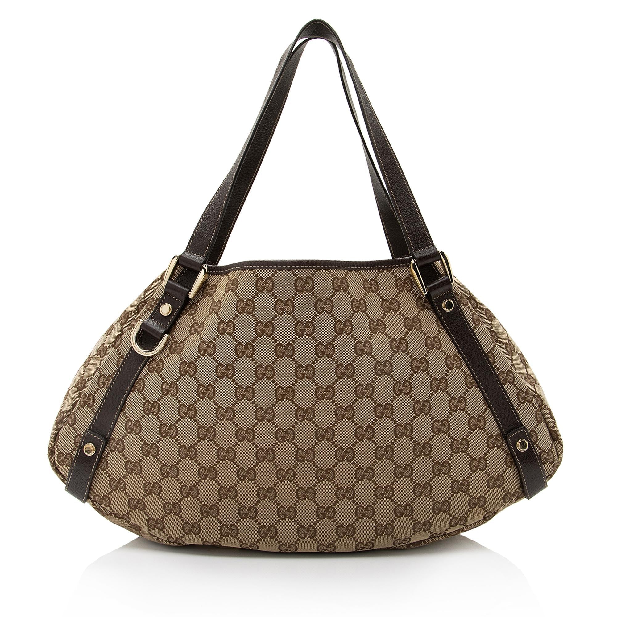 Gucci GG Canvas Abbey Medium Shoulder Bag (SHF-FVPq0K)
